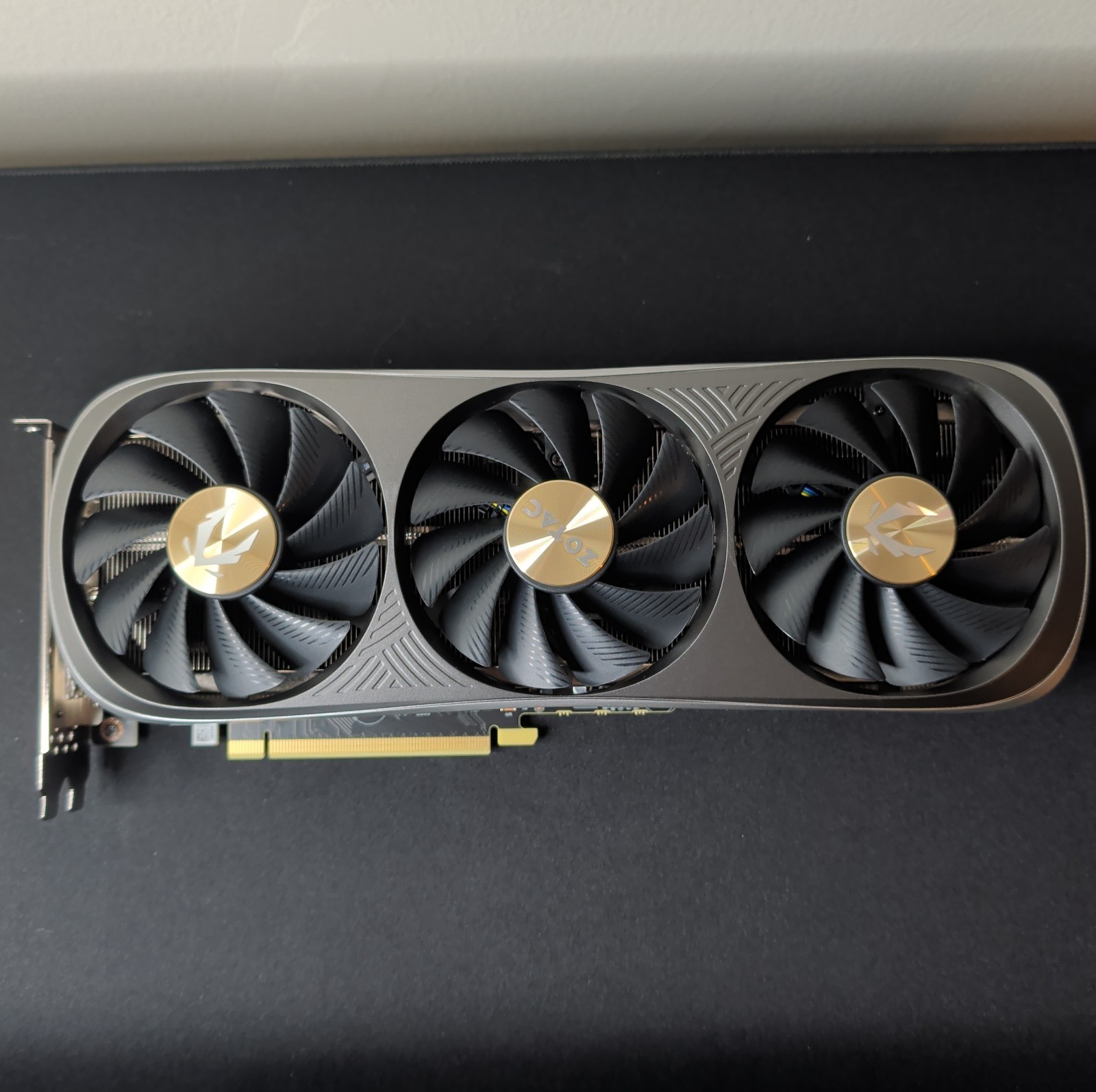 ZOTAC GAMING GeForce RTX 4070 Ti Trinity OC 12GB GDDR6X Graphics Card