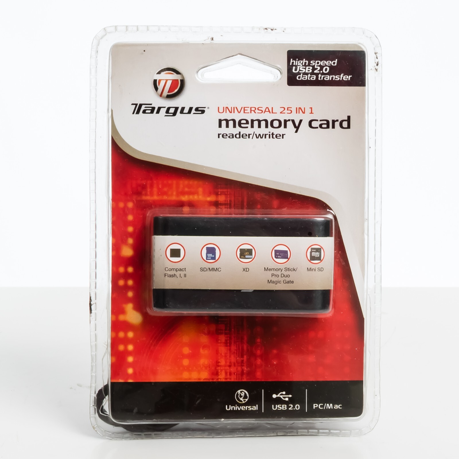 Targus Universal 32 in 1 High Speed USB 2.0 Memory Card Reader/Writer TGR-CRD25