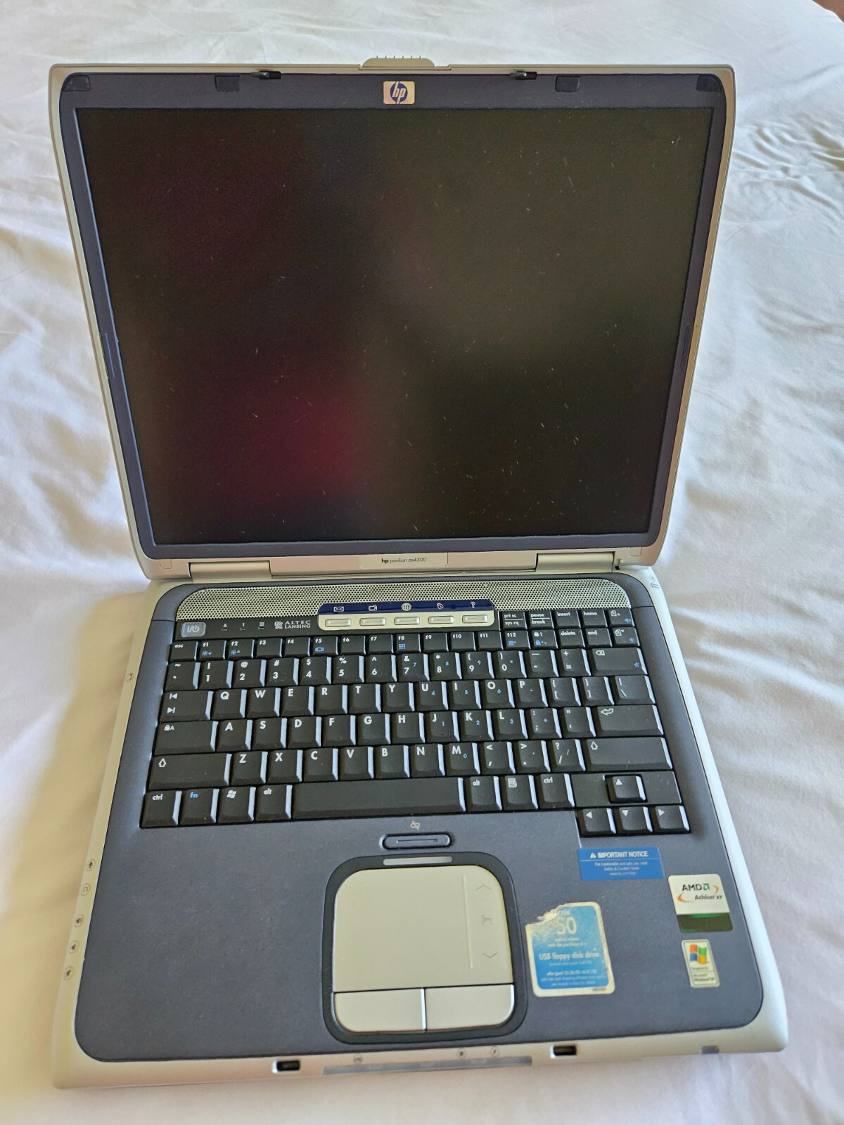 ~ Rare ~ HP Pavilion ZE4300 Laptop | AMD Athlon XP | ~ Untested ~