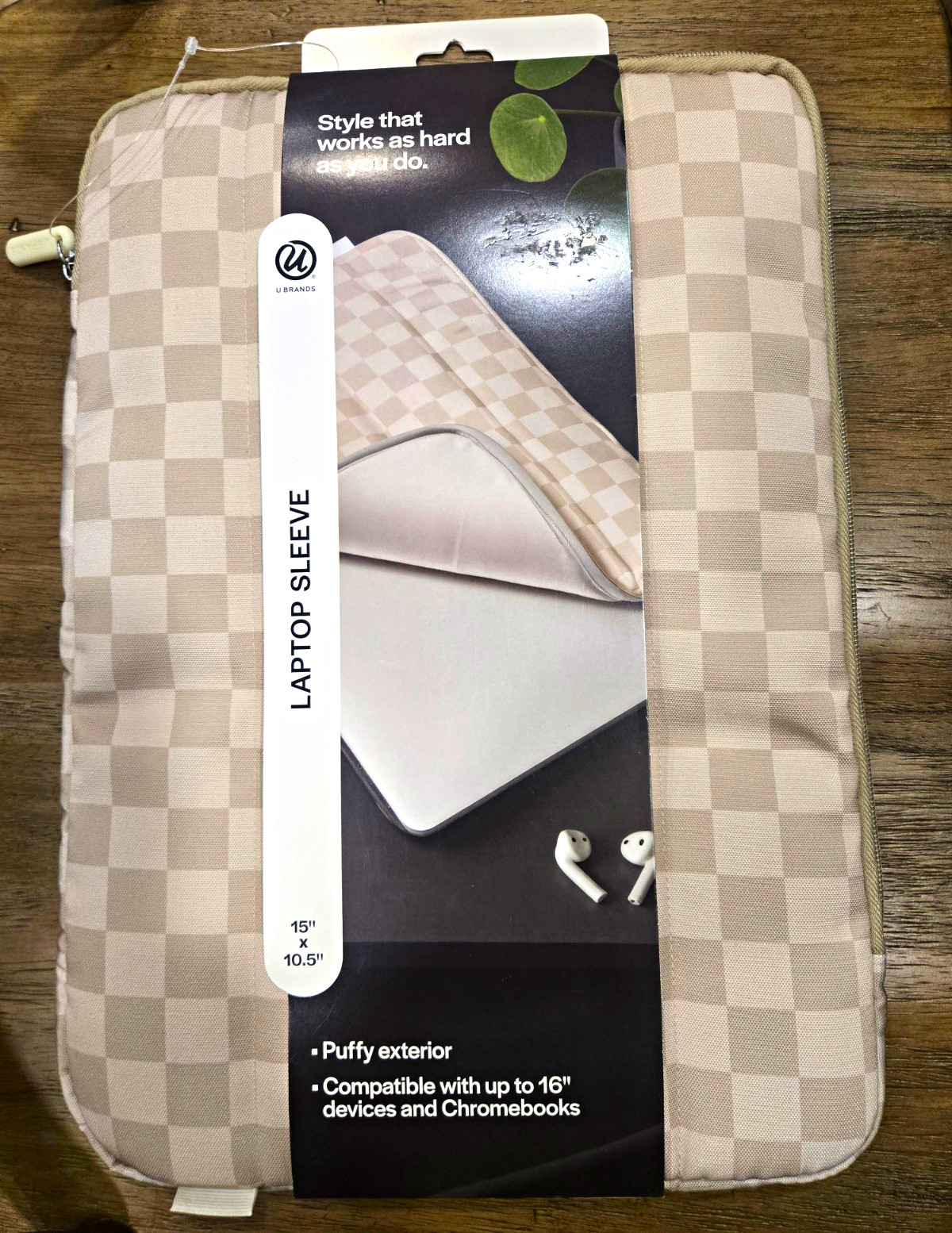 U Brands Padded Laptop Sleeve Case 16in Polyester Beige Check Zipper