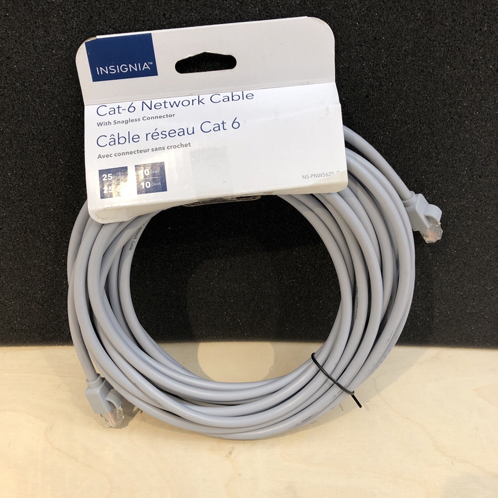Insignia 25ft Cat6 RJ45 Ethernet Network Cable Patch Cord High Speed Up 10Gbps