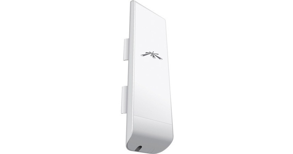 Ubiquiti Networks NanoStation M365 airMAX CPE Router - USED
