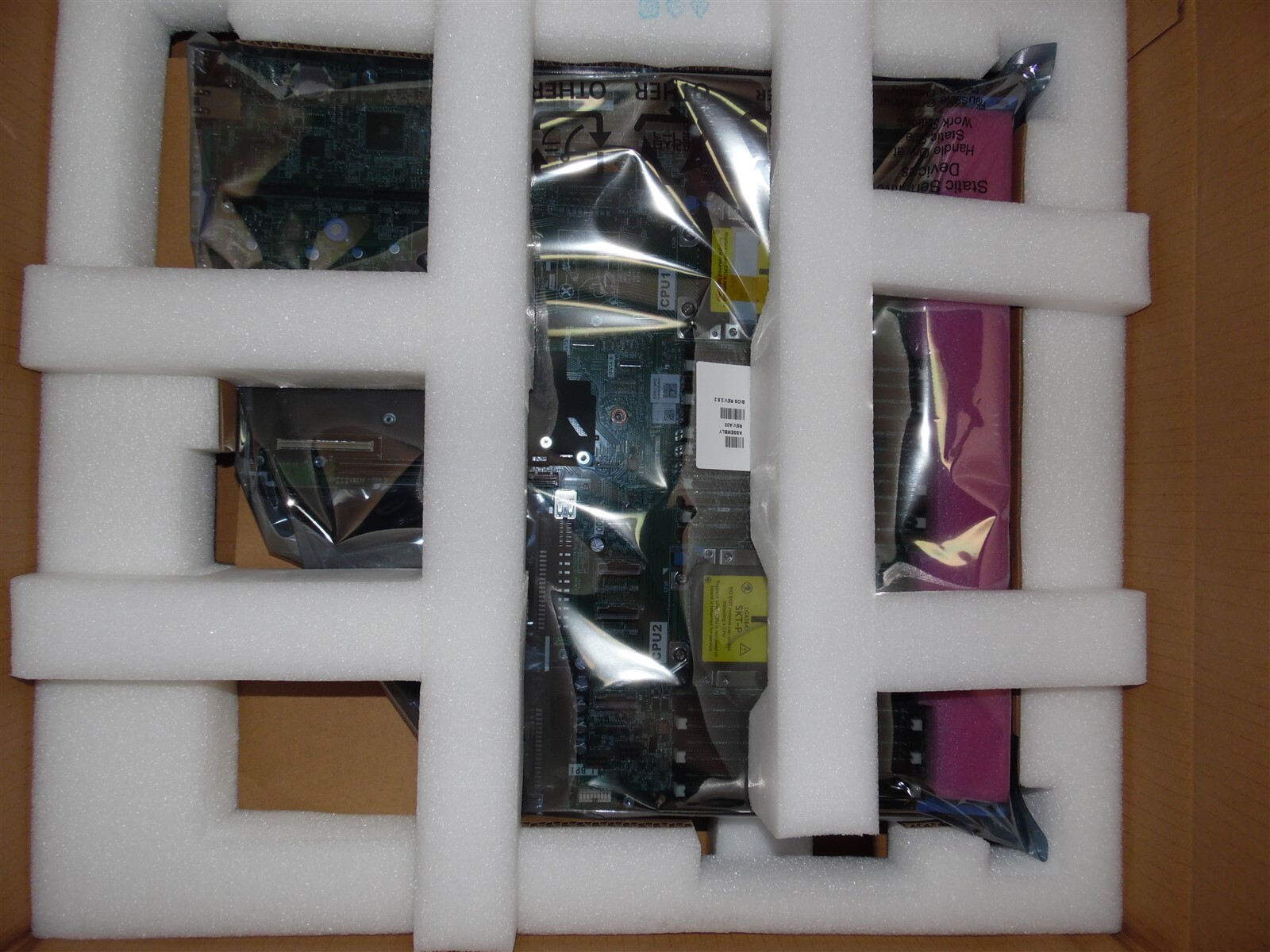 DELL EMC POWEREDGE R640 SERVER MOTHERBOARD SYSTEM MAIN BOARD V2B H28RR 413MP