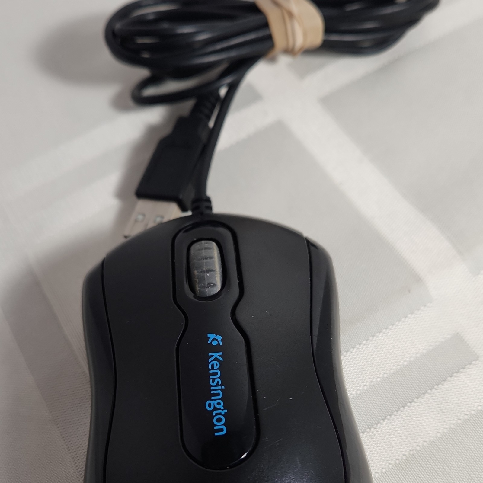 Kensington Mouse-in-a-Box USB Wired Optical Mouse Black K72356 M01059