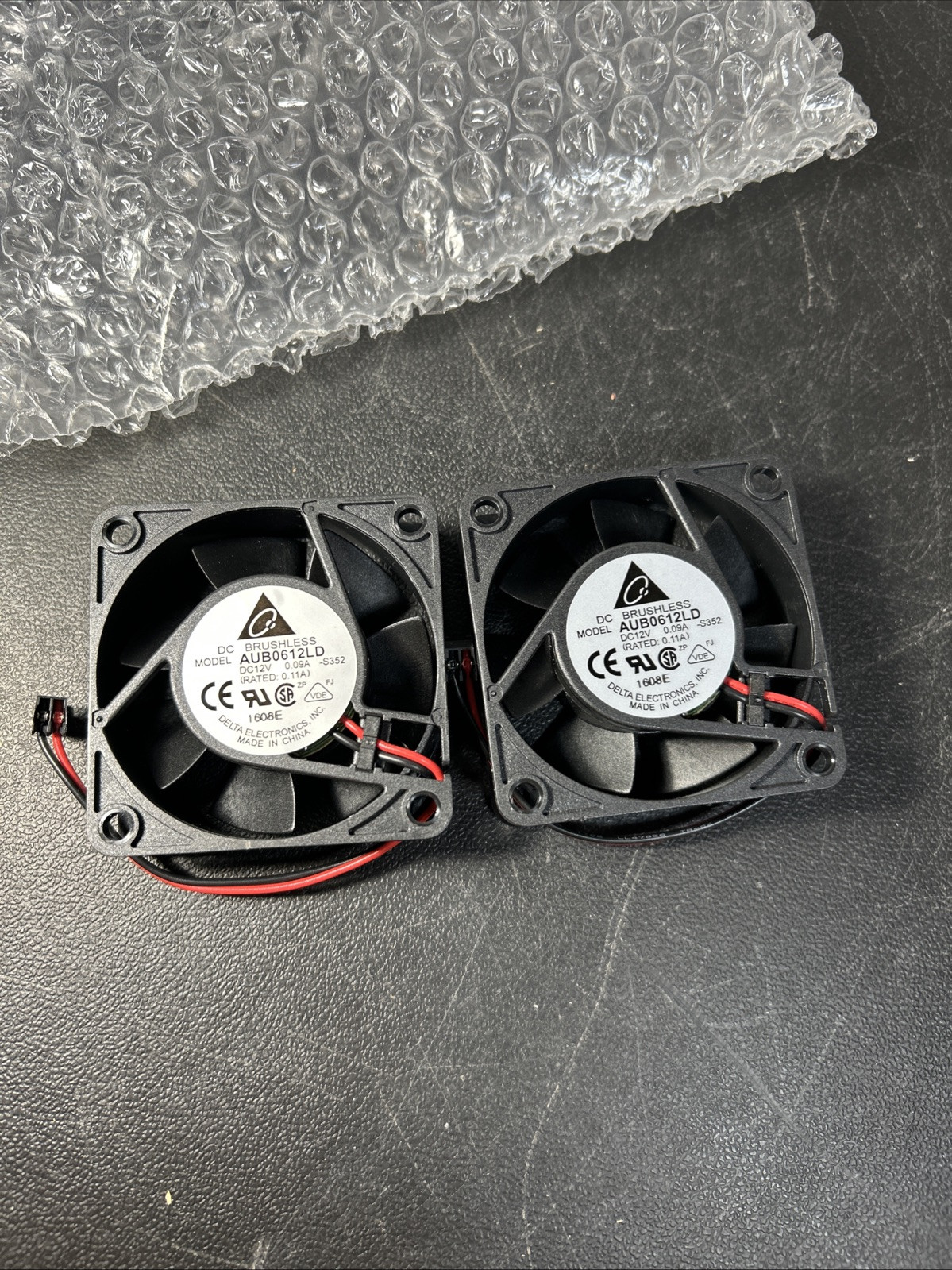Delta Electronics DC BRUSHLESS MODEL AUB0612LD DC12V