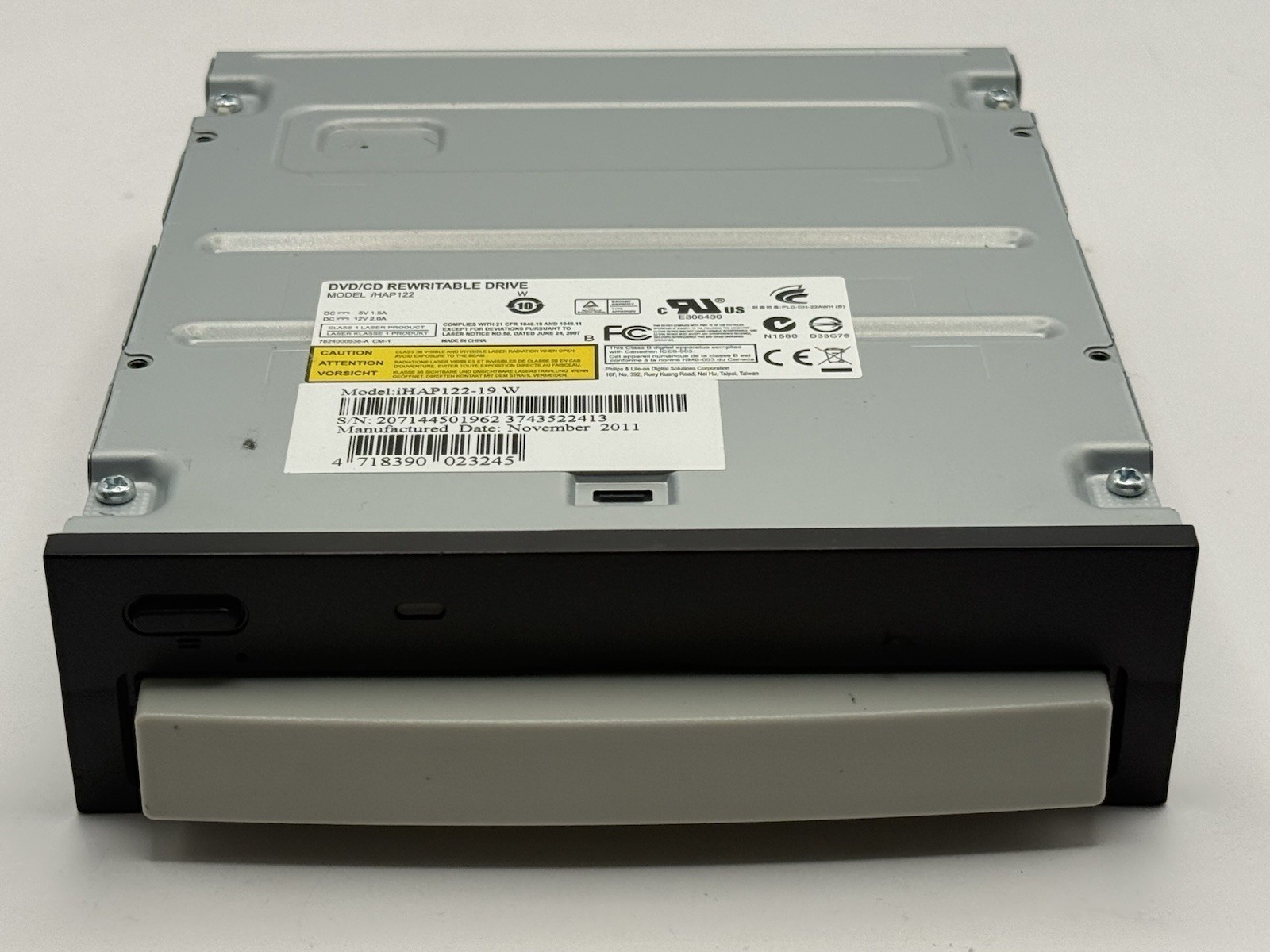 Lite-On It Corp iHAP122 DVD/CD Rewritable Drive iHAP122-19 W