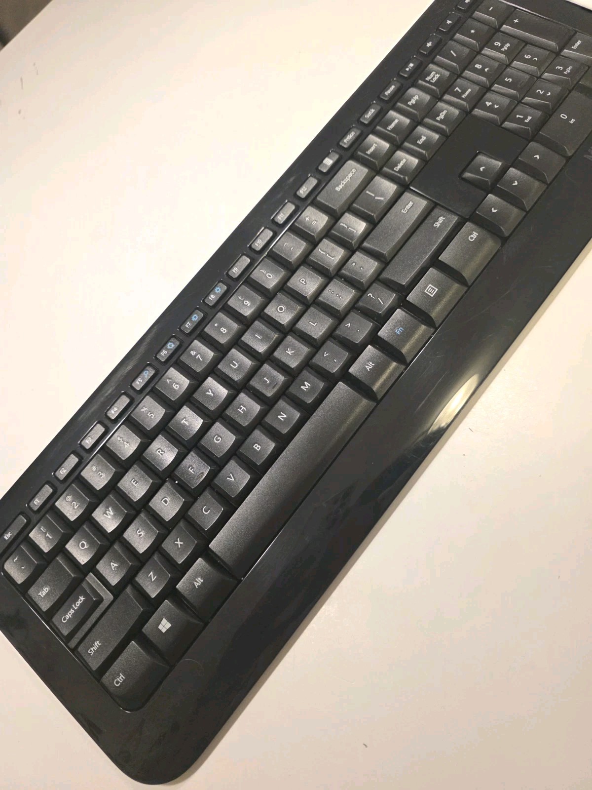Microsoft Wireless Keyboard 800 Model 1455 Black Desktop Replacement AAA Battery