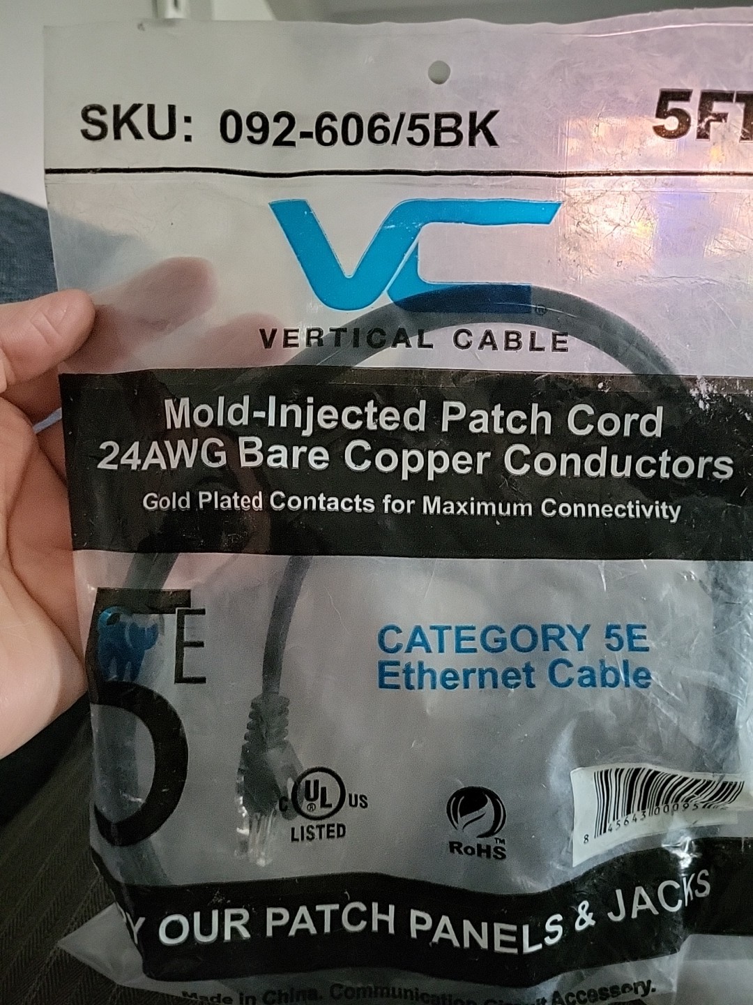5' Vertical Cable Category 5e Ethernet Cable Sku: 0o2-606/5BK 24AWG Bare Copper 
