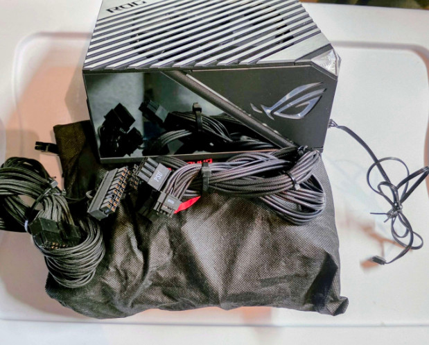 ASUS ROG Thor 1200W Platinum II Modular Power Supply - ROG-THOR-1200P2-GAMING