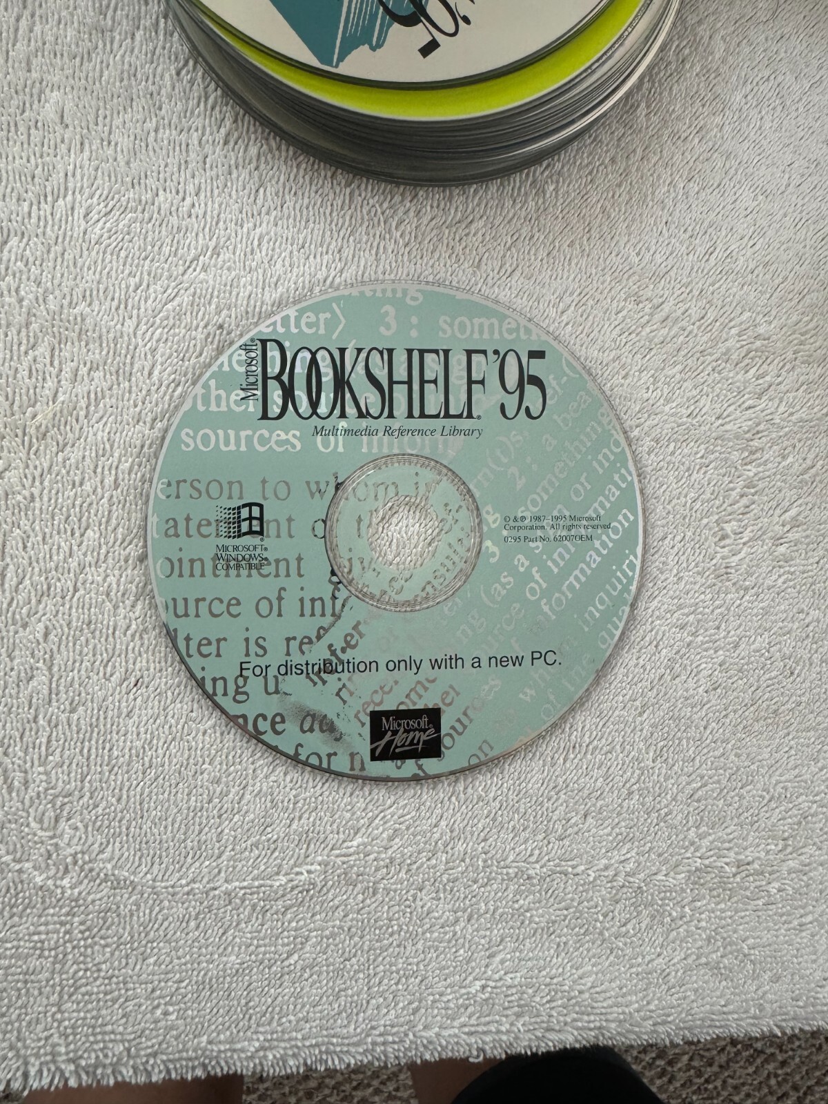 Microsoft Bookshelf 95 Multimedia Reference Library CDROM Only