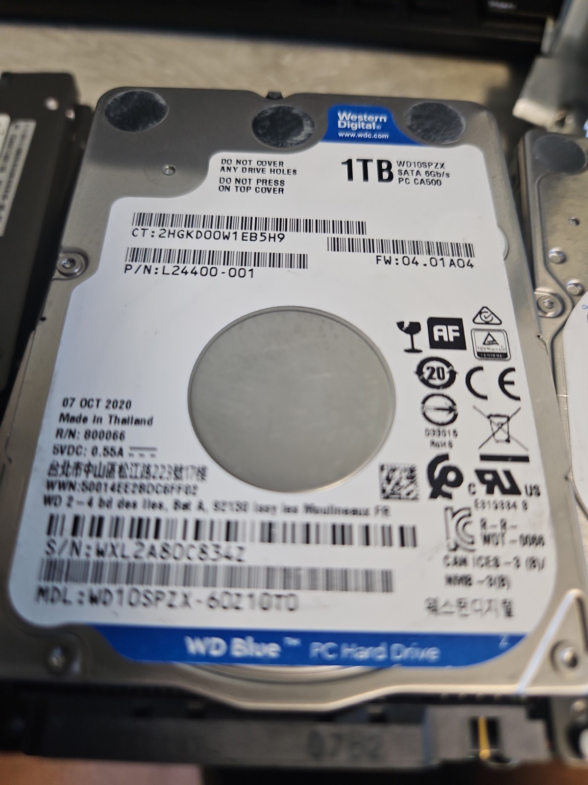 WD10SPZX-1TB 2.5 7MM BLUE SATA 6 GB/S 5400 RPM SATA 100% health