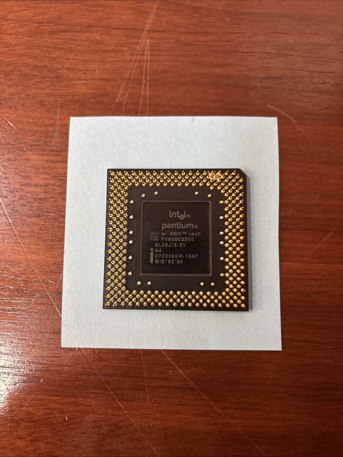 Intel Pentium 200MHz w/ MMX Tech - Socket 7 CPU FV80503200 2.8V ***Untested