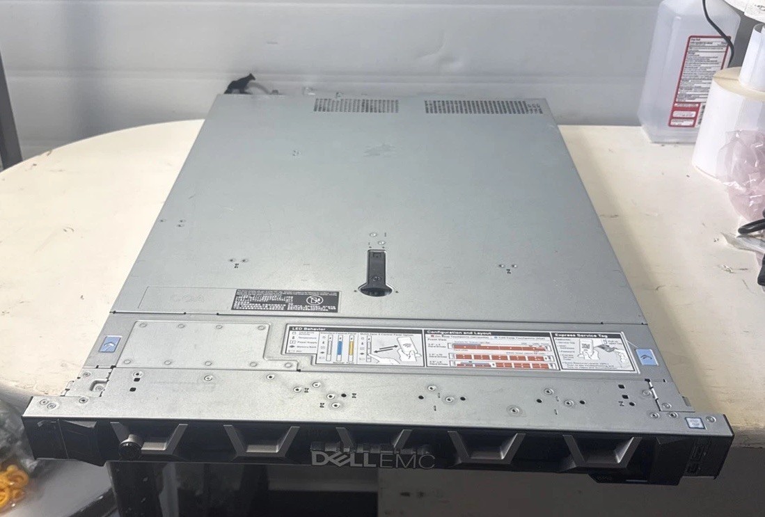 Dell PowerEdge R440 8SFF Xeon Silver 4110 H740P Dual 550W PSU Tested