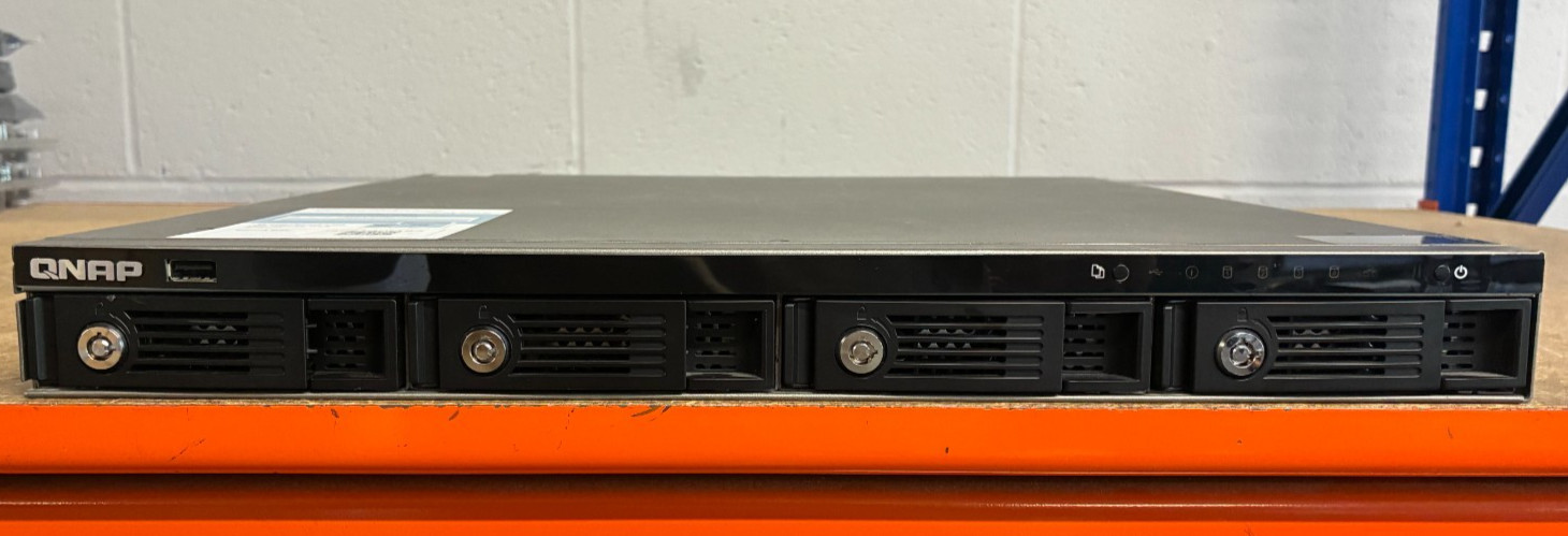 TS-451U QNAP 4 Bay Rackmount NAS 1GB Memory Fully Tested No Rack Ears