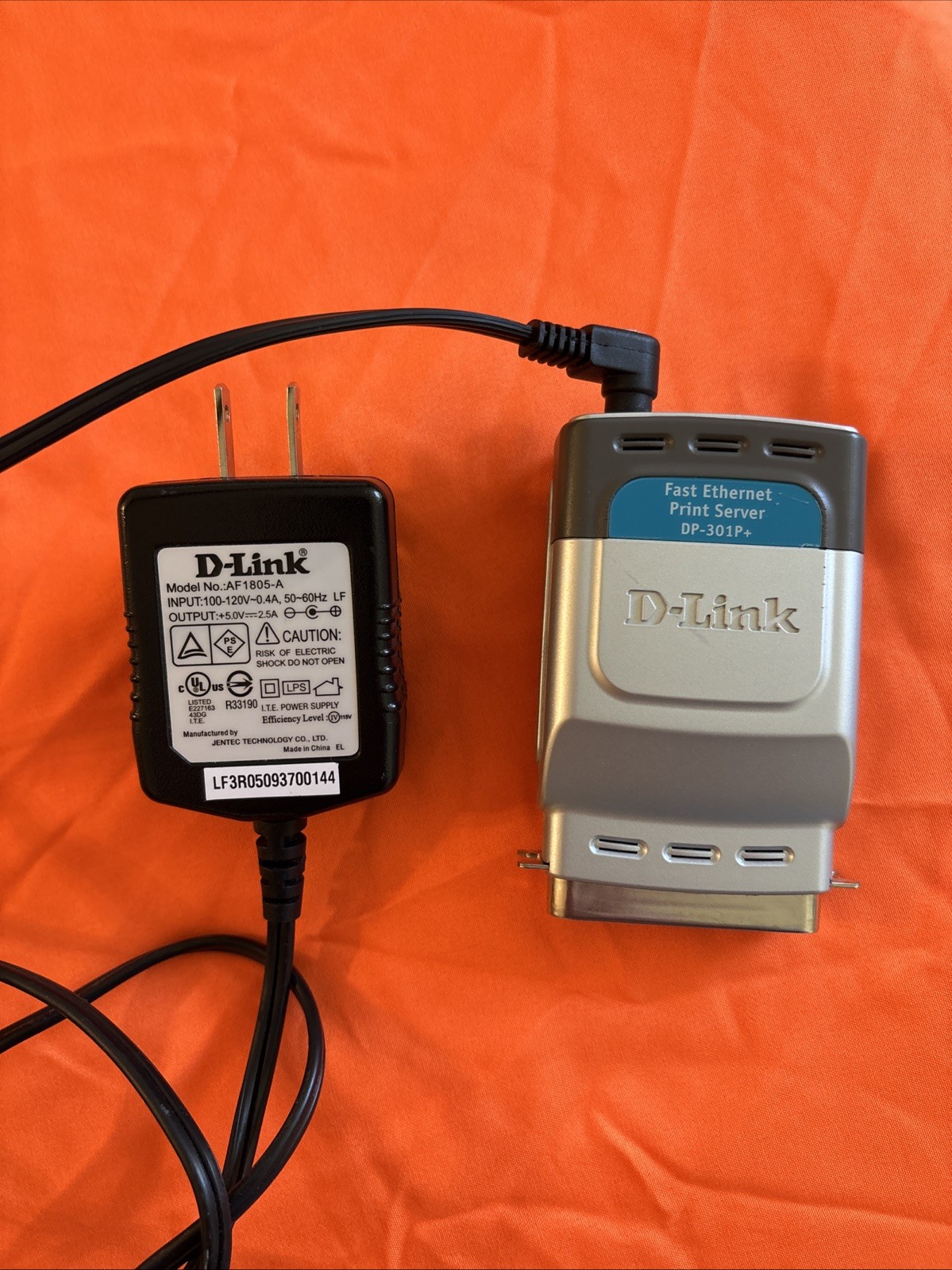D-Link DP-301P+ Express EtherNetwork Fast Ethernet Print Server w/ac