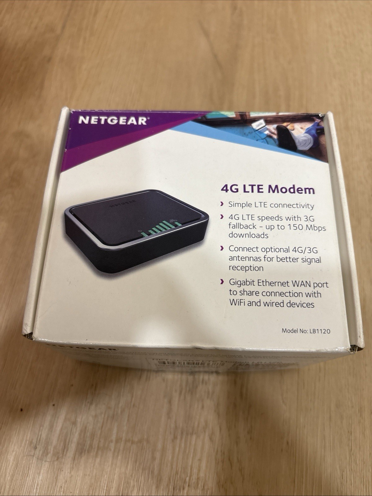 NETGEAR LB1120-100NAS 4G 150mbps Instant Broadband Connection