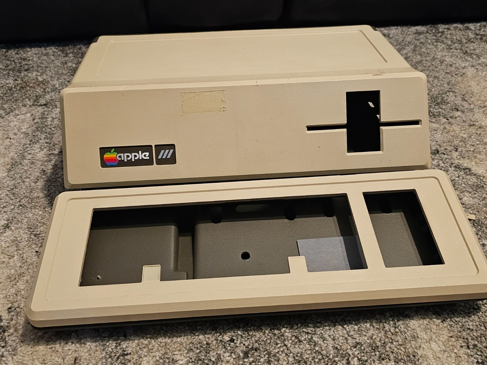 Complete Clean Retro Vintage APPLE III Computer 256K Housing Cover & Good PSU