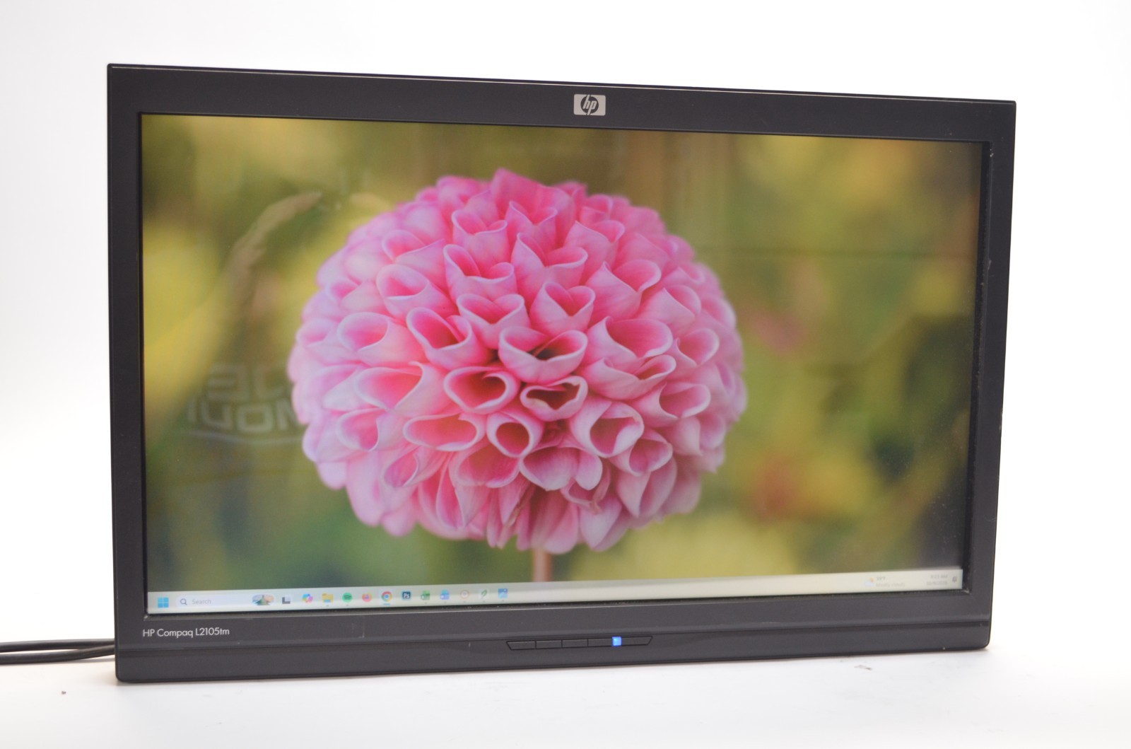 HP Compaq L2105TM Touchscreen 21.5” Monitor LCD VGA DVI-D 1920x1080 NO STAND