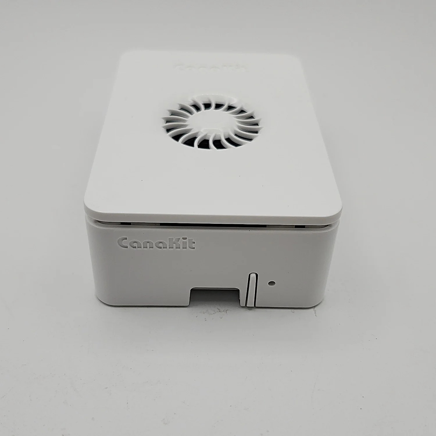 CanakKit Rasberry Pi 5 Desktop Portable Desktop DCAR-CANAKIT-PD-5A