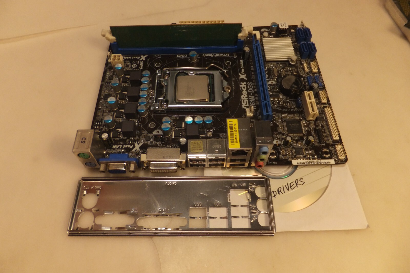 ASRock H61M-DGS, REV.1.02., LGA1155, Intel Motherboard +CPU 2.6GHz, RAM 2Gb, I/O