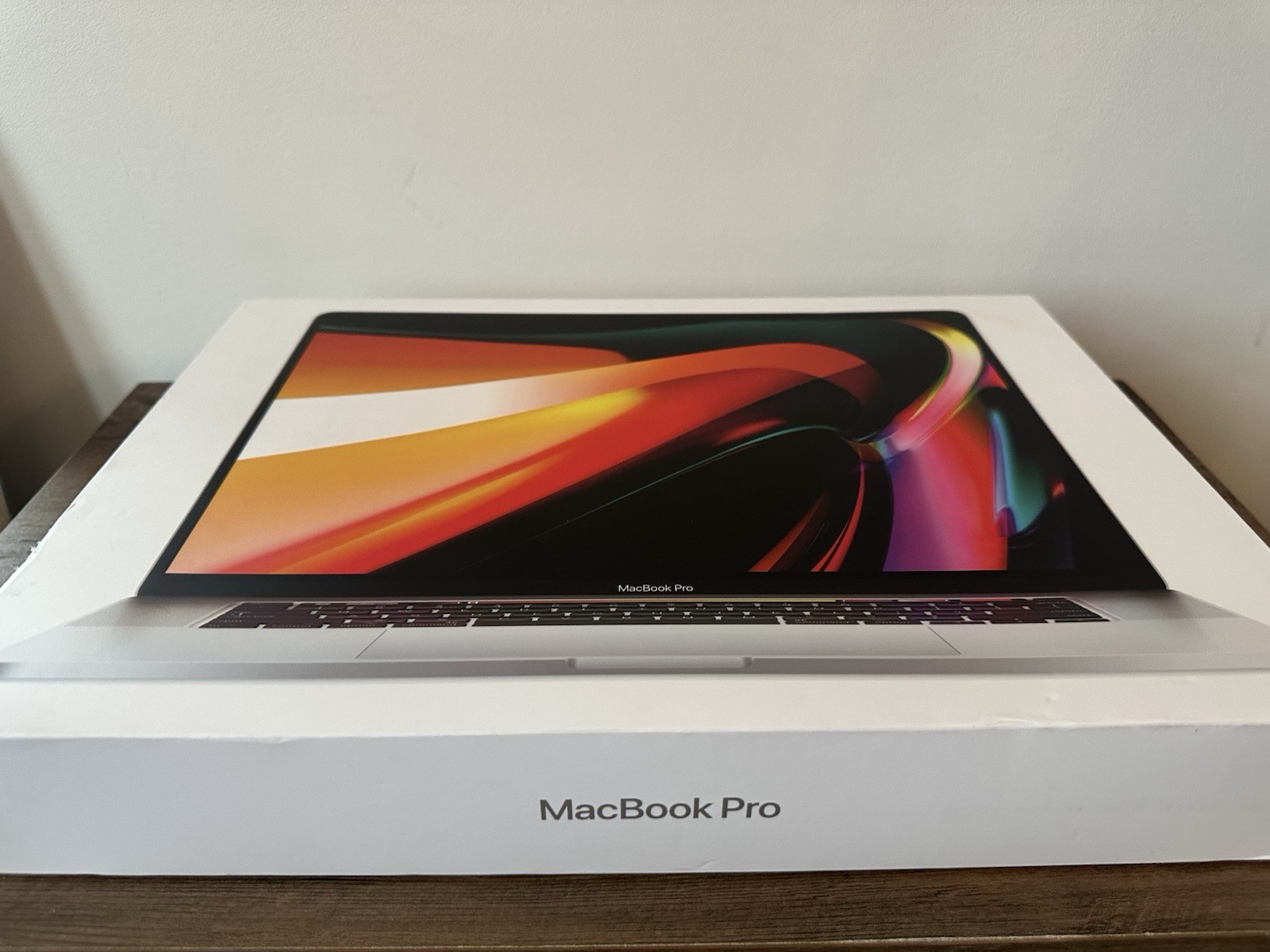 EMTPY BOX ONLY - 2019 16-inch MacBook Pro  - Model A2141 - EMPTY BOX ONLY