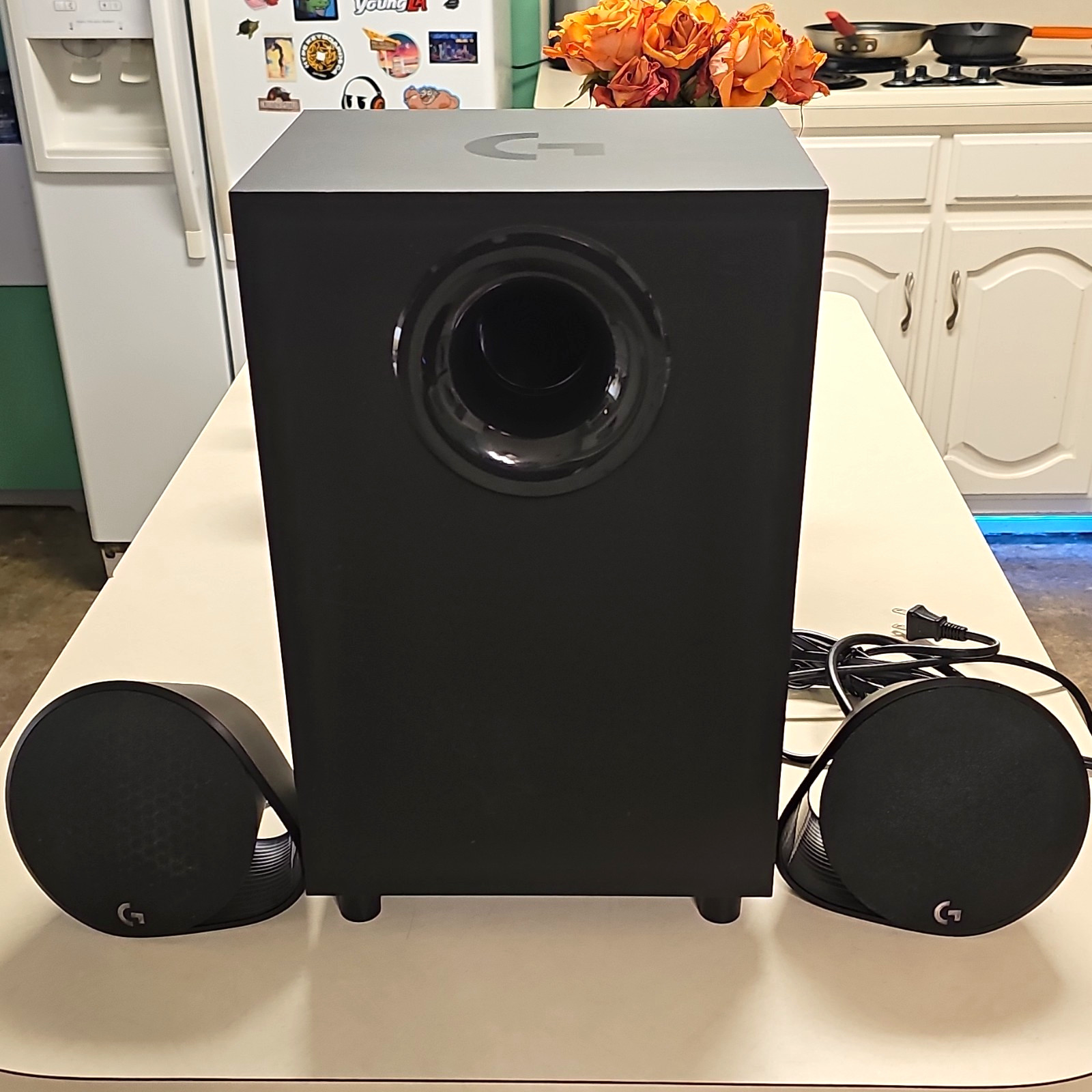 Logitech G560 LIGHTSYNC 2.1 Computer Gaming Speakers w/ Subwoofer Black