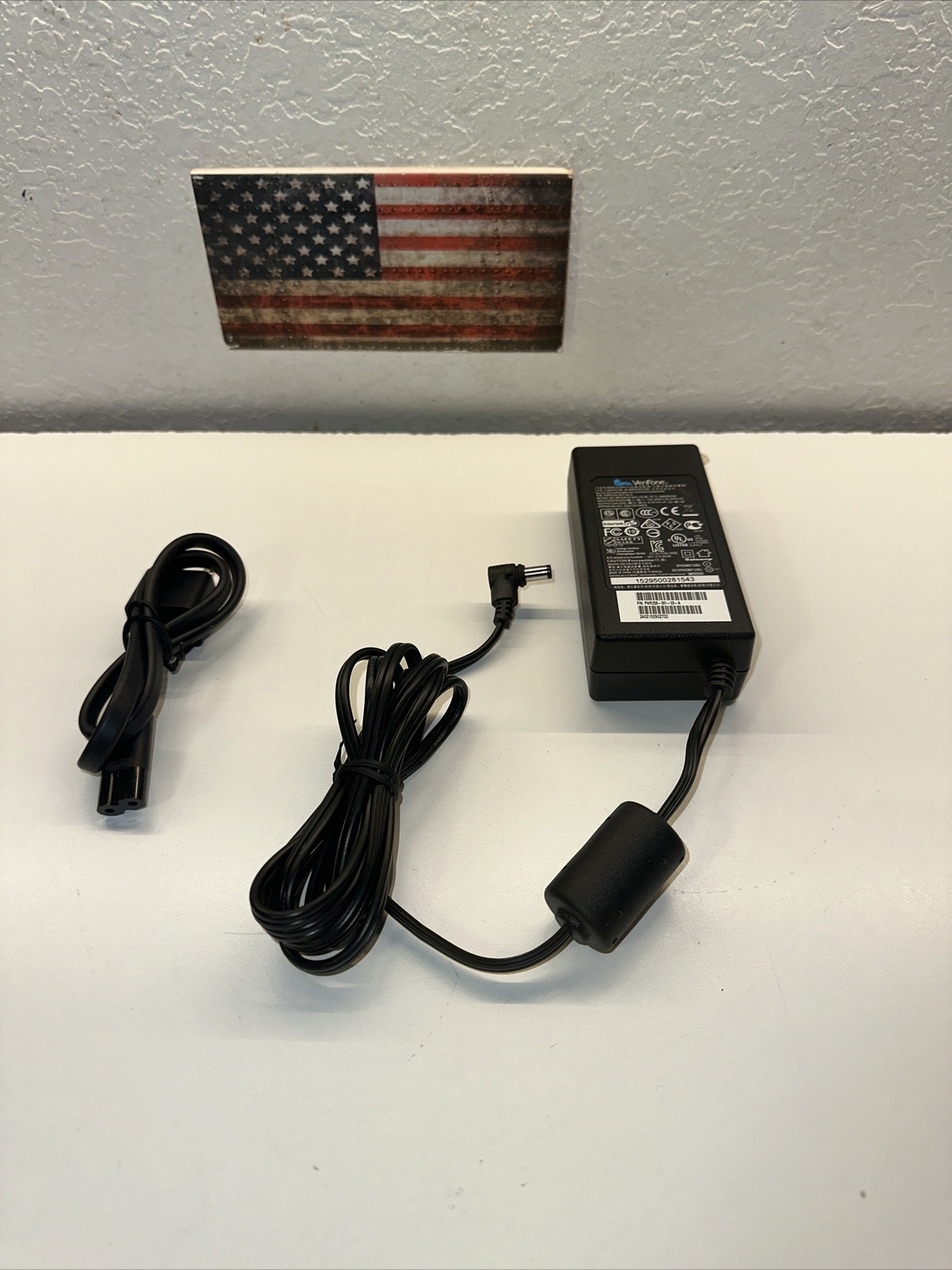 VeriFone SM09003 AC Adapter Charger Power Supply 37W 9.3V 4A