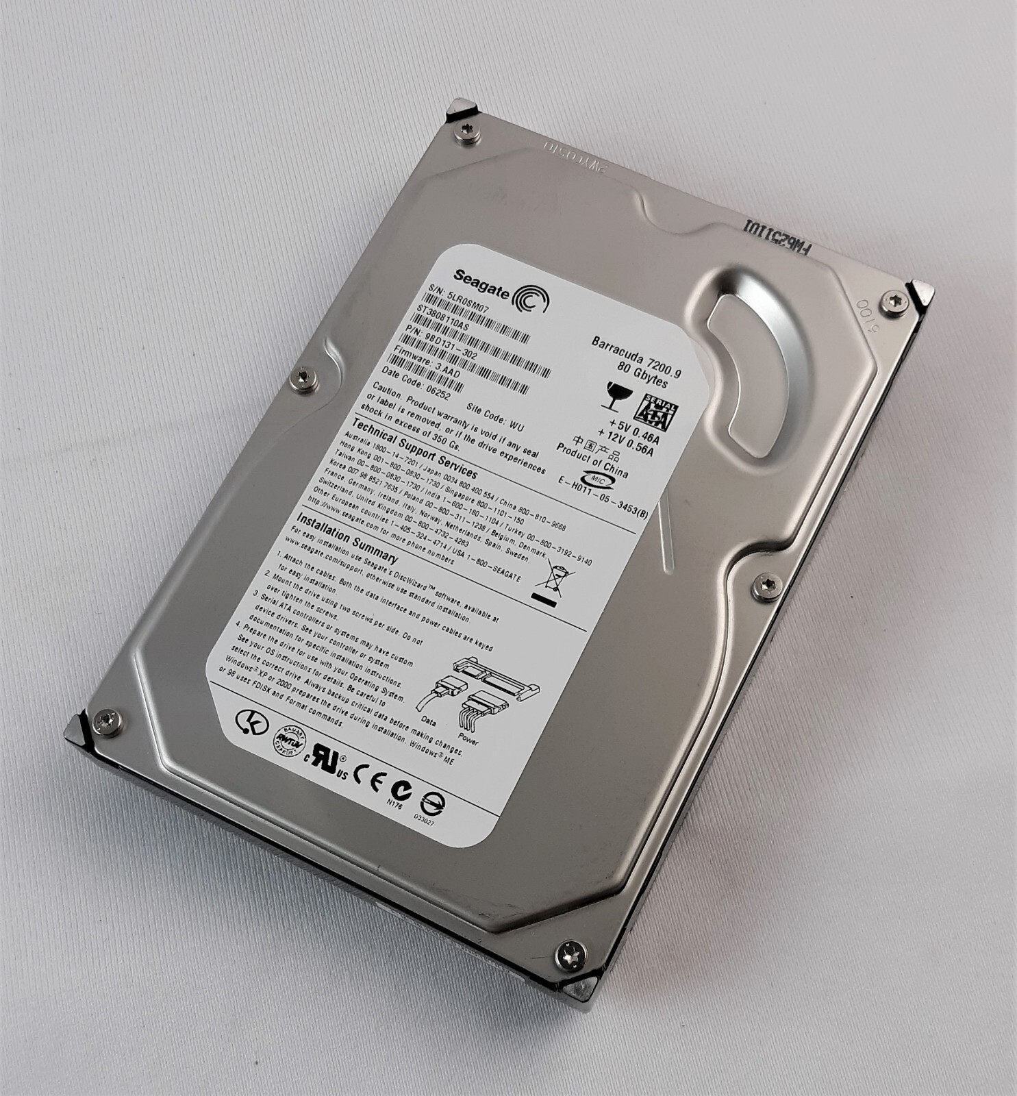 Seagate 9BD131-302 Hard Drive