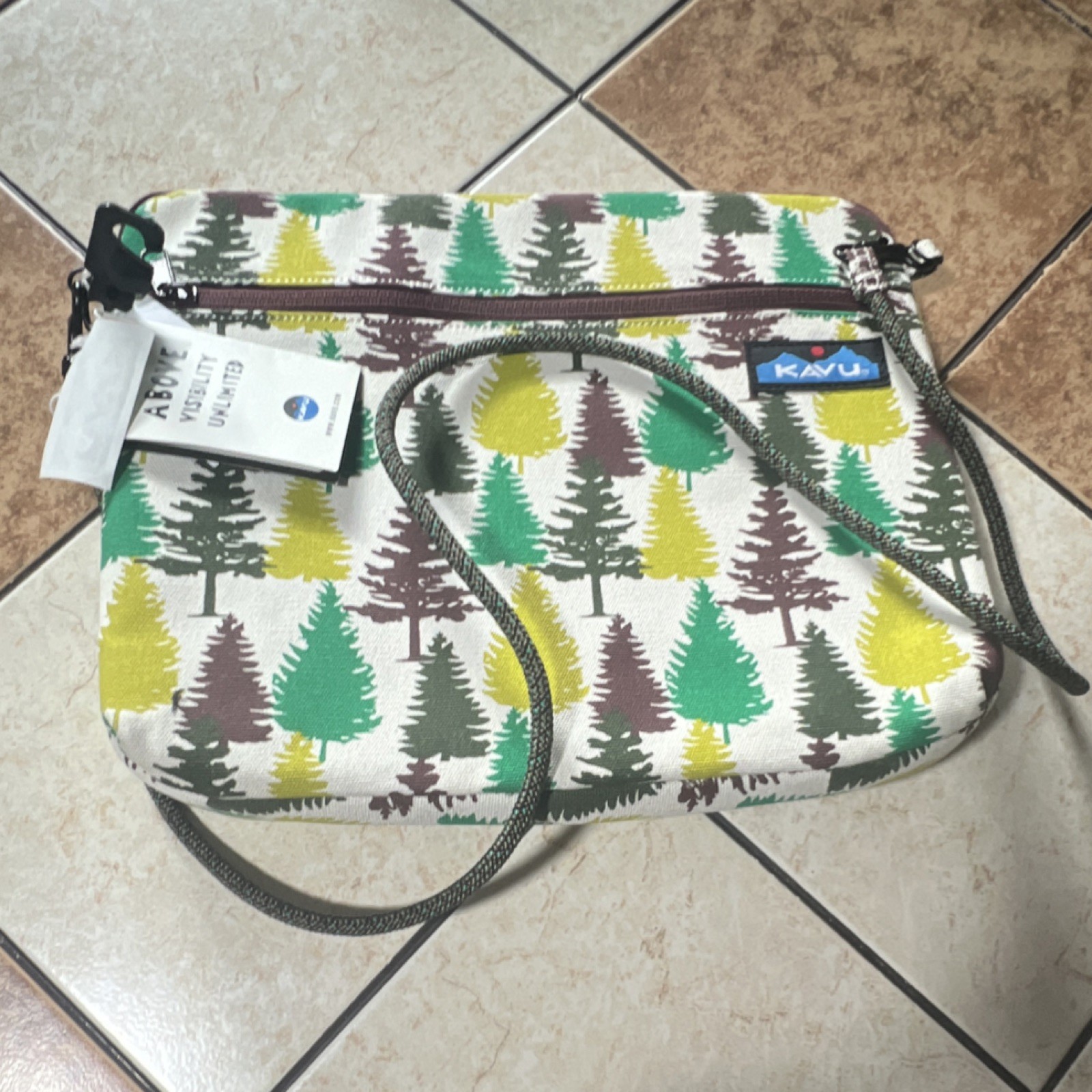 KAVU Shoulder laptop/tablet Bag Tree Print Green Yellow Brown Rope Strap Zipper