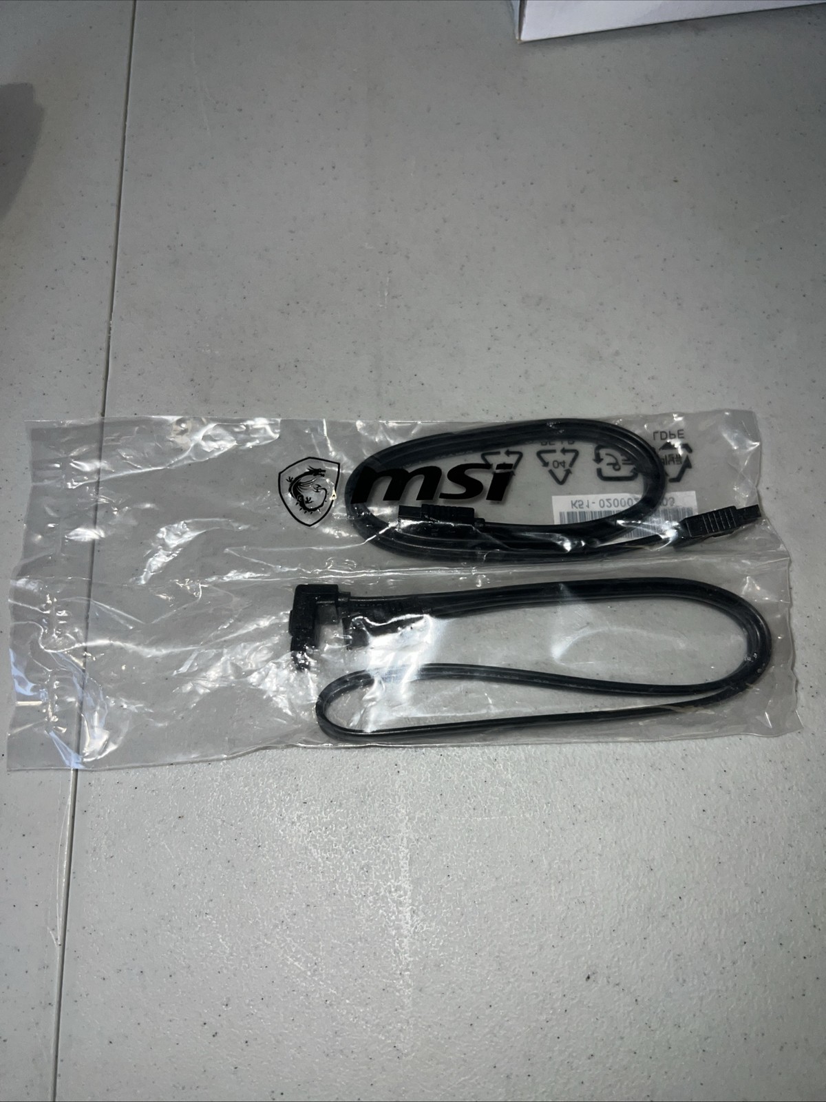 2x Genuine MSI SATA III 6Gb/s Data Cable Right Angle K51-0200027-V03 NEW