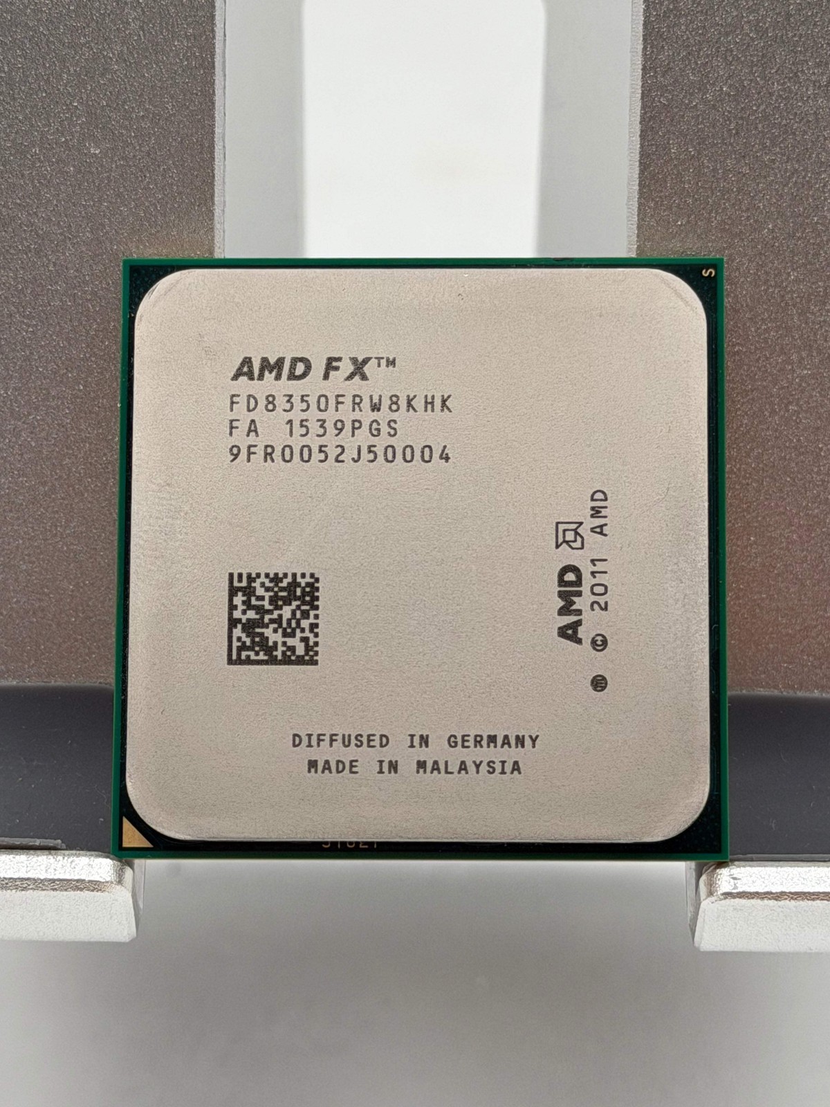 AMD FX-8350 4.00GHz 8-Core 8-Thread Desktop Processor | Socket AM3+ | FD8350FRW8