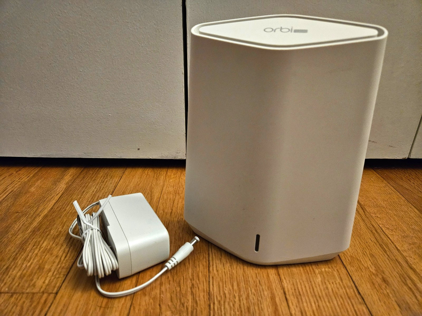NETGEAR Orbi Pro SXS30 Satellite Tri-Band Mesh WiFi 6 AX1800 -Converted Router-