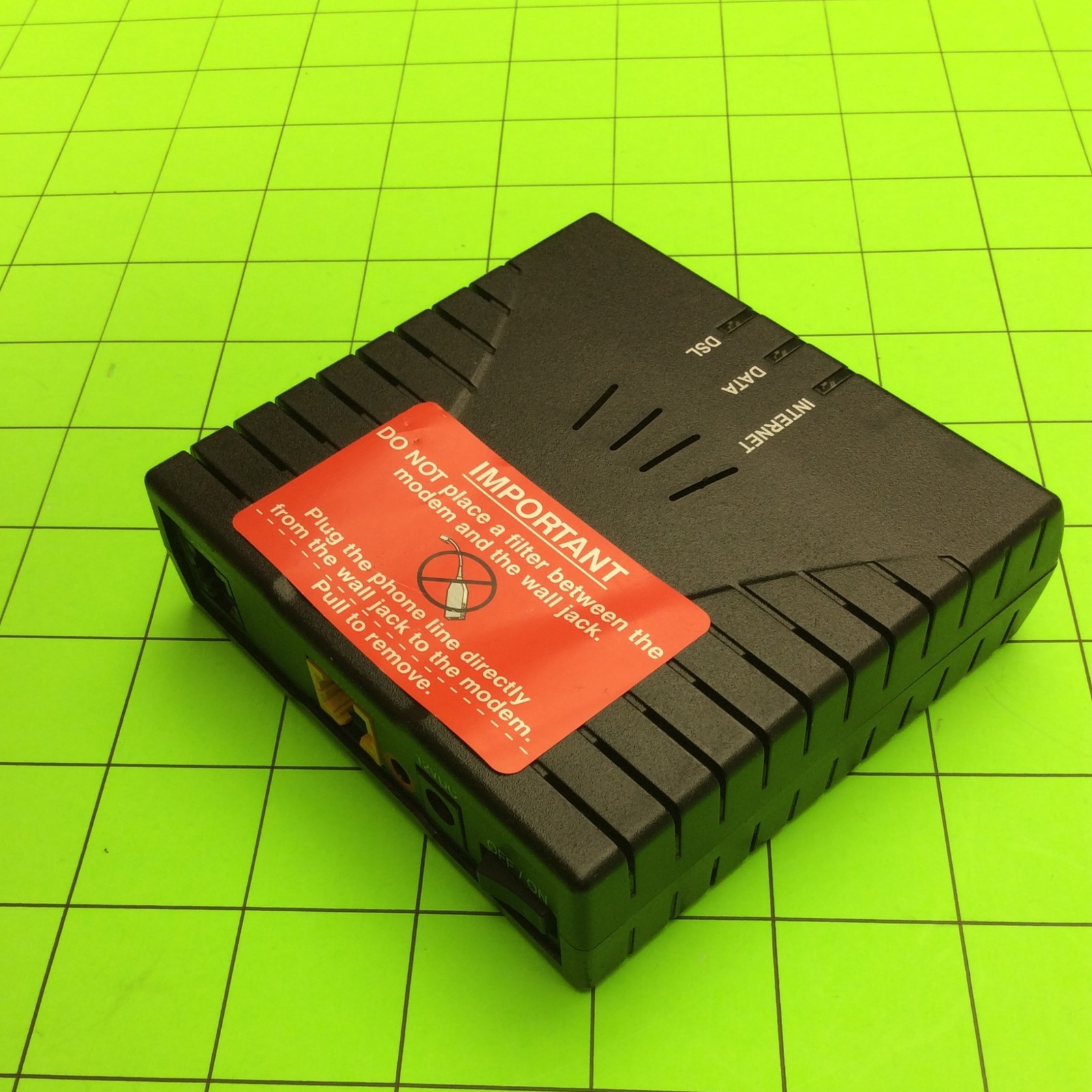 Network Device Westell F90-610015-06 ADSL2+ Modem (NO Cables)