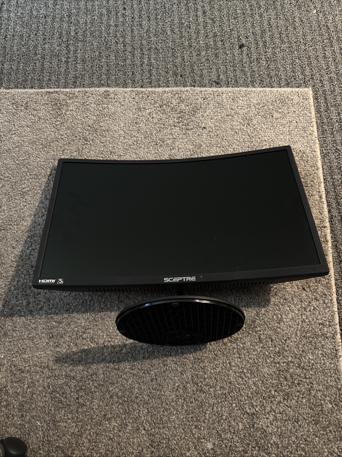 Used Sceptre Curved Monitor 27 Inches With Plug