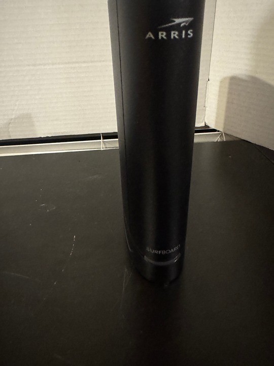ARRIS SURFboard G20 Cable Modem Router DOCSIS 3.1 Untested No Power Cord