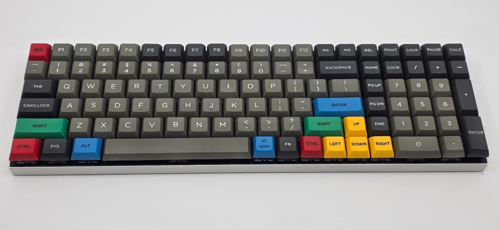 Vortex Tab 90M Keyboard - RARE CUSTOM: Gateron Melodic switches, and full RGB