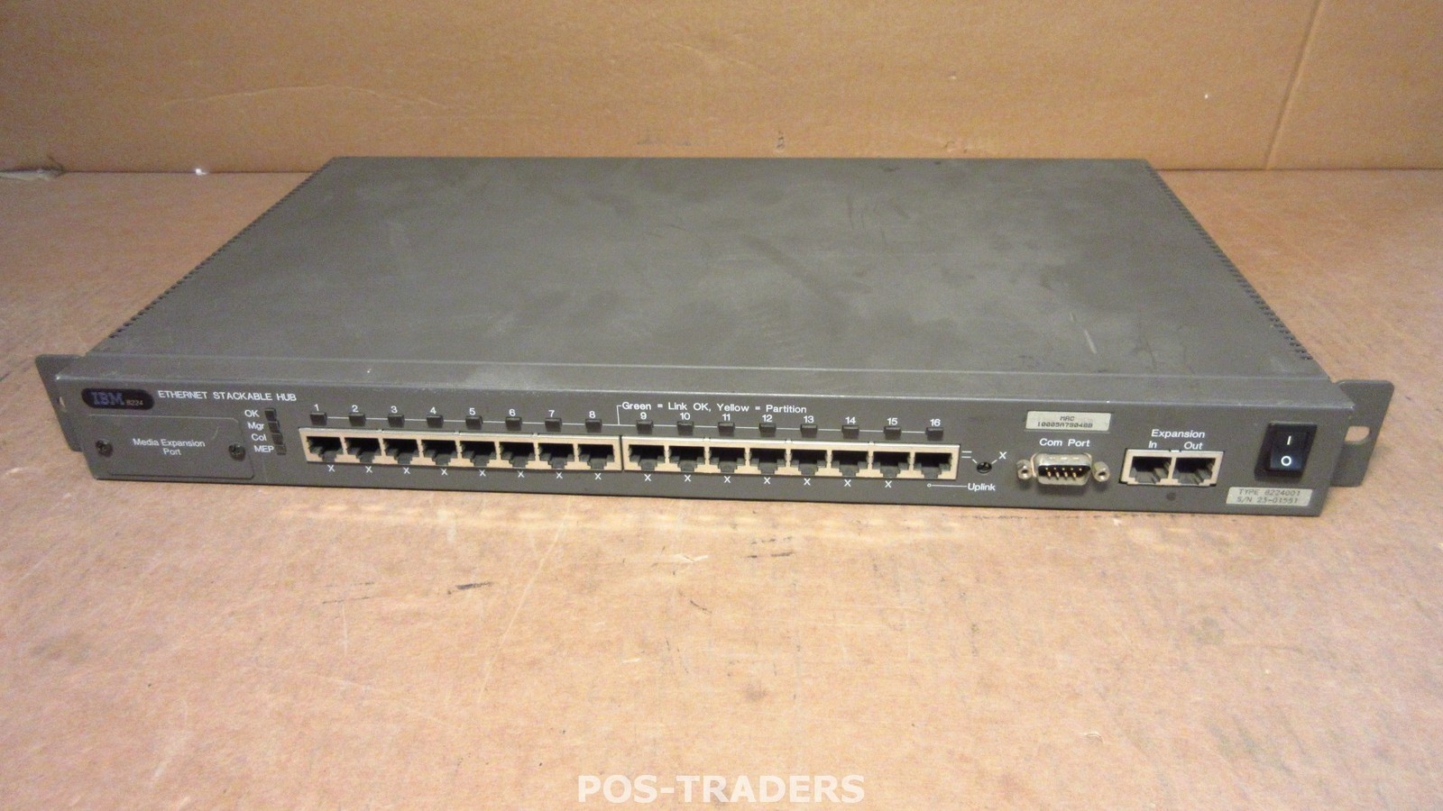 IBM 8224 8224001 Stackable Hub 16 Port Ethernet Office Network Server Internet