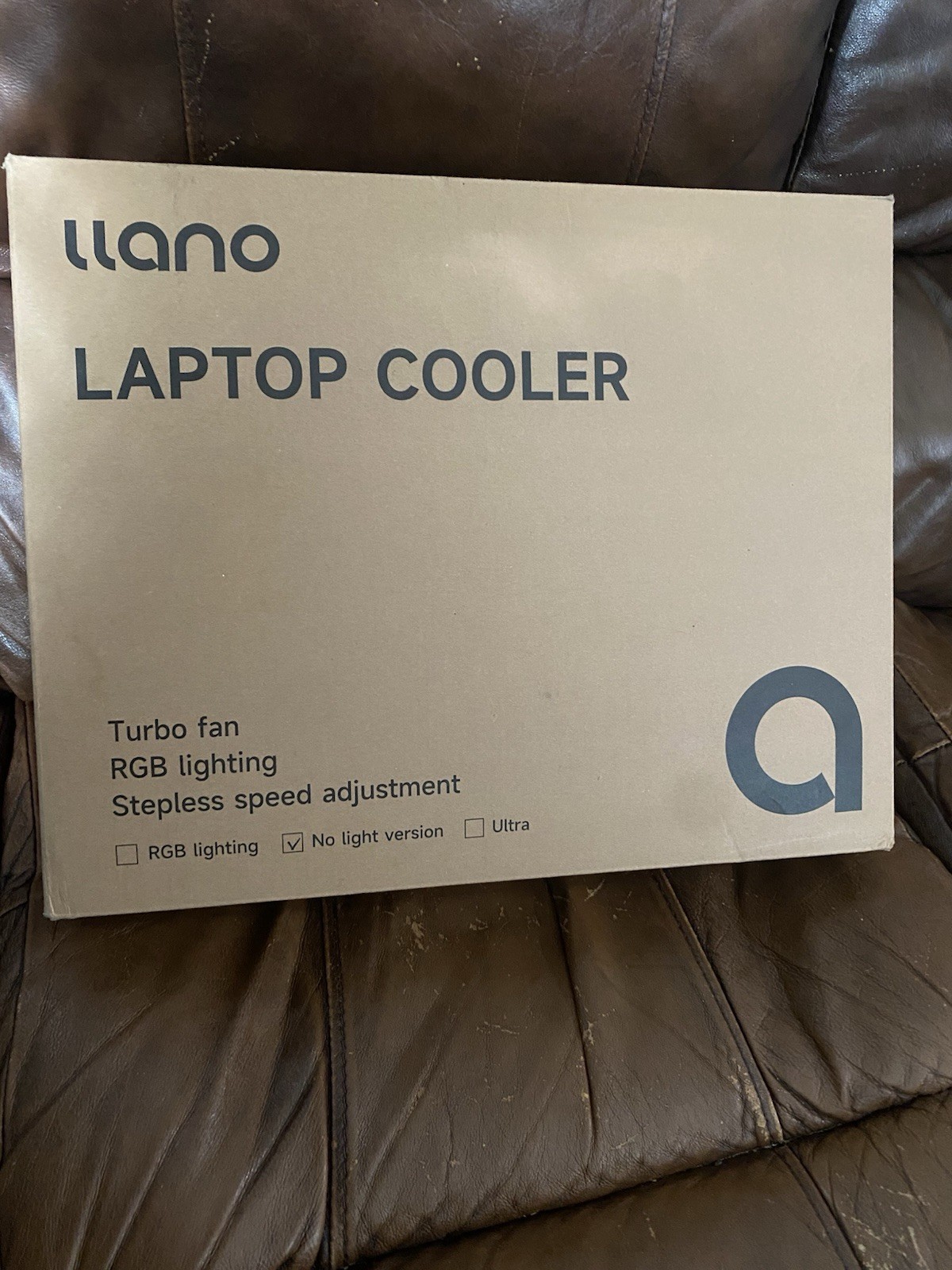 Llano V12 Gaming Laptop Cooling Pad—Open Box