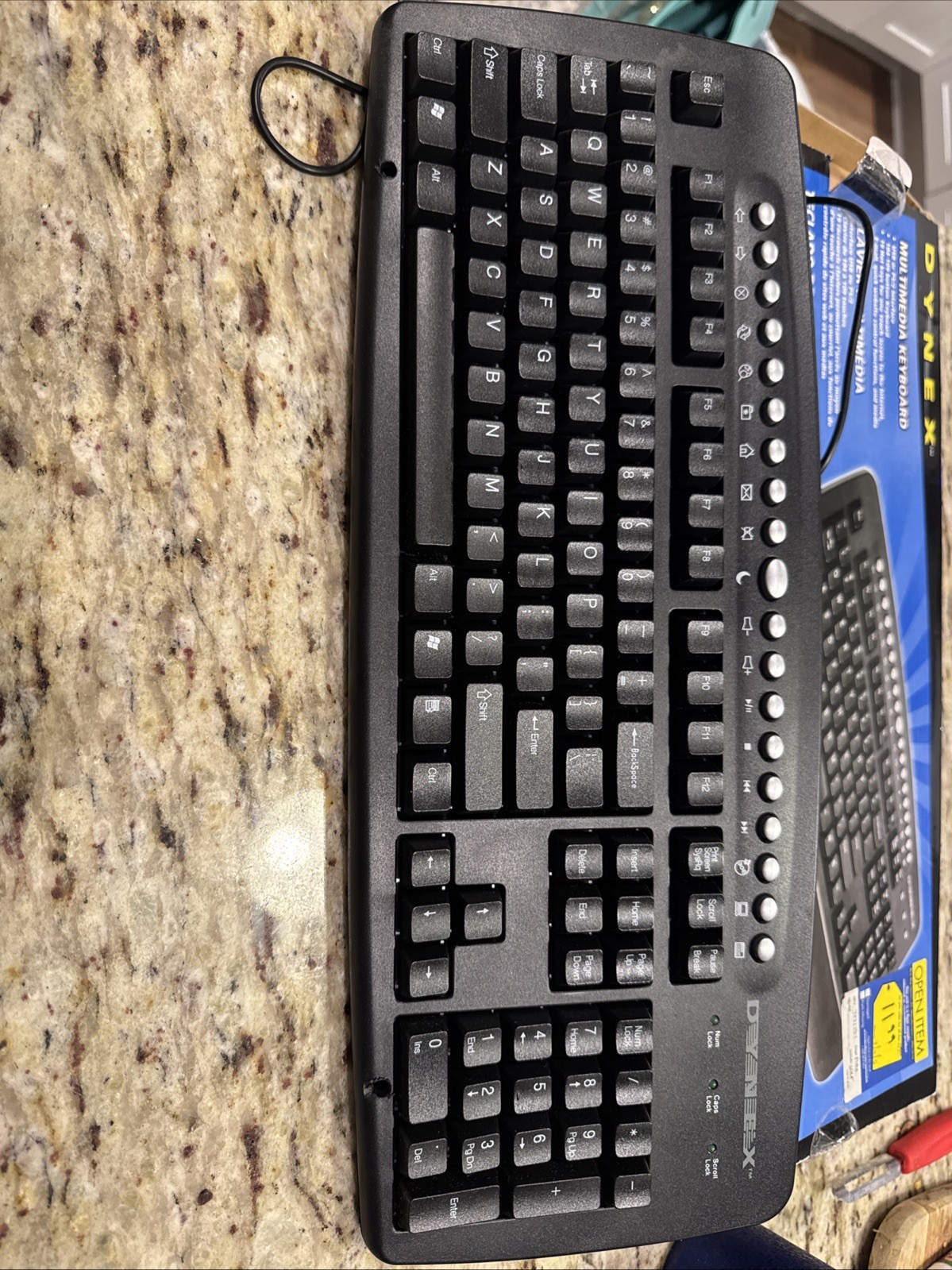 Dynex DX-WKBDSL Slim Multimedia Keyboard 104-109-Key USB Wired