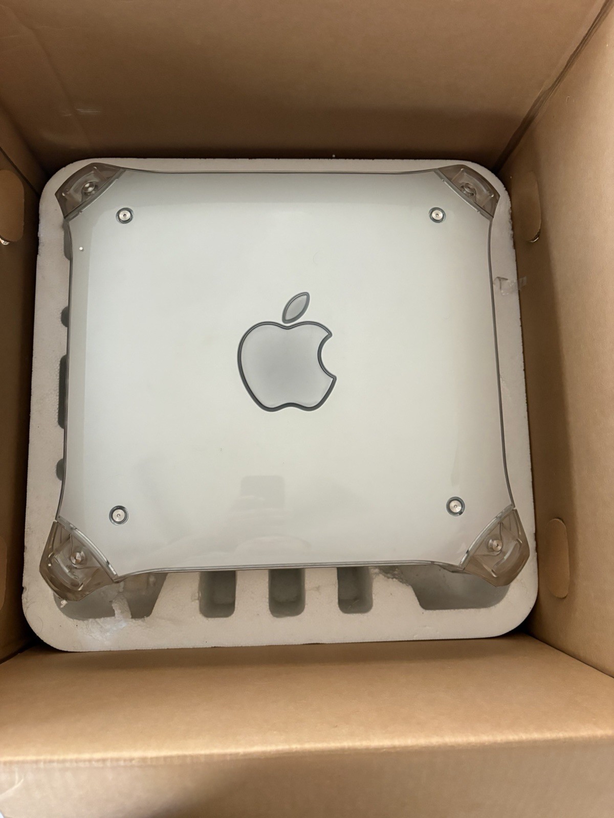 Apple Power Mac G4 Tower 1.25GHz 256MB Silver Desktop M7649LL/A