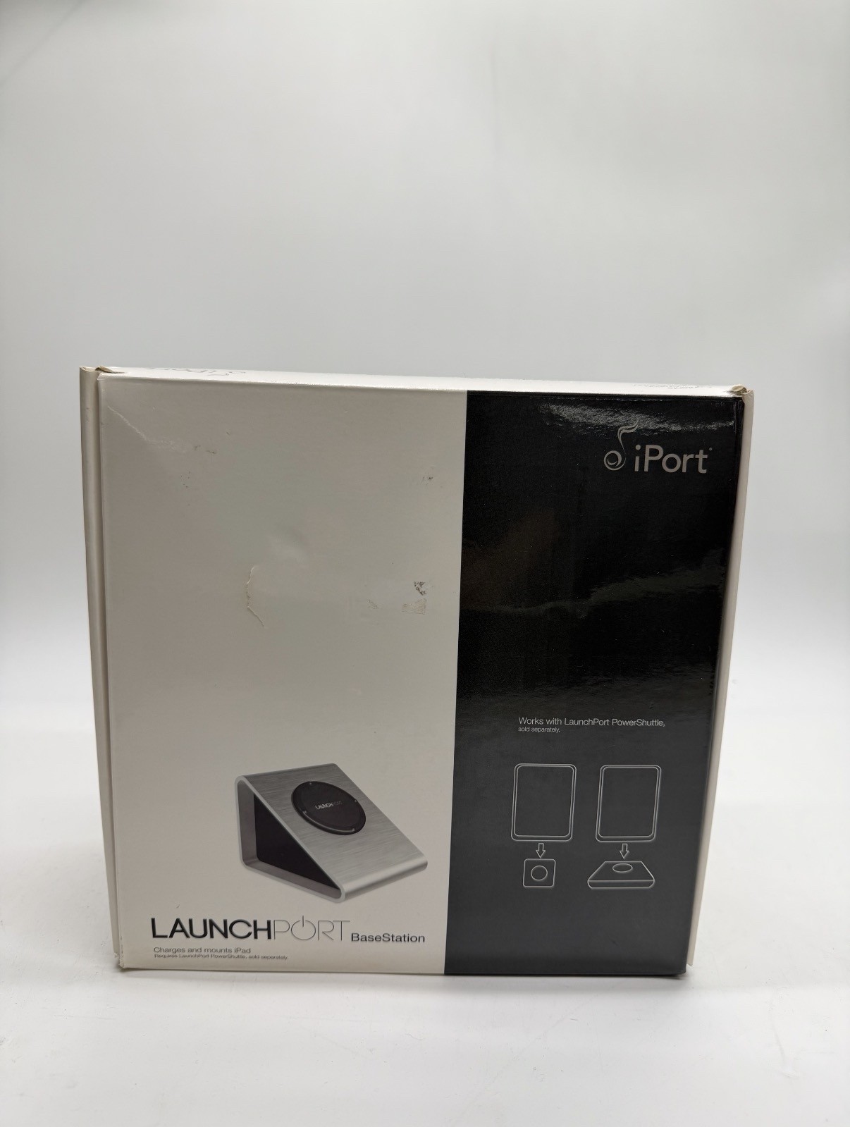 iPort LaunchPort BaseStation Inductive Charging Dock for Apple iPad - Used
