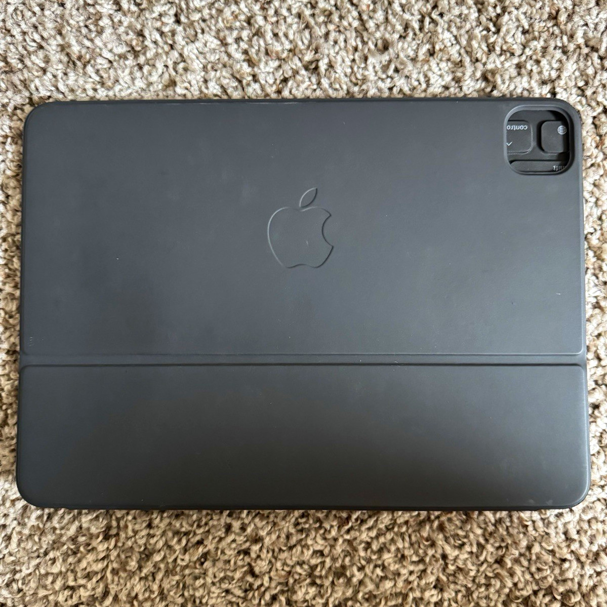 Apple Smart Keyboard Folio Leather Keyboard Case Black w/ Integrated Stand