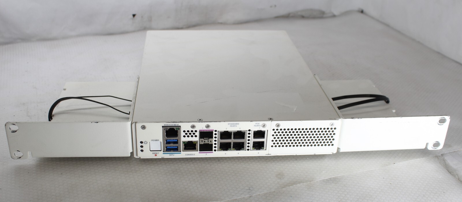 Silicom ATT-V150 Rackmount 1U Communication Chassis 80500-0150-G02 (No Ac Adapt)