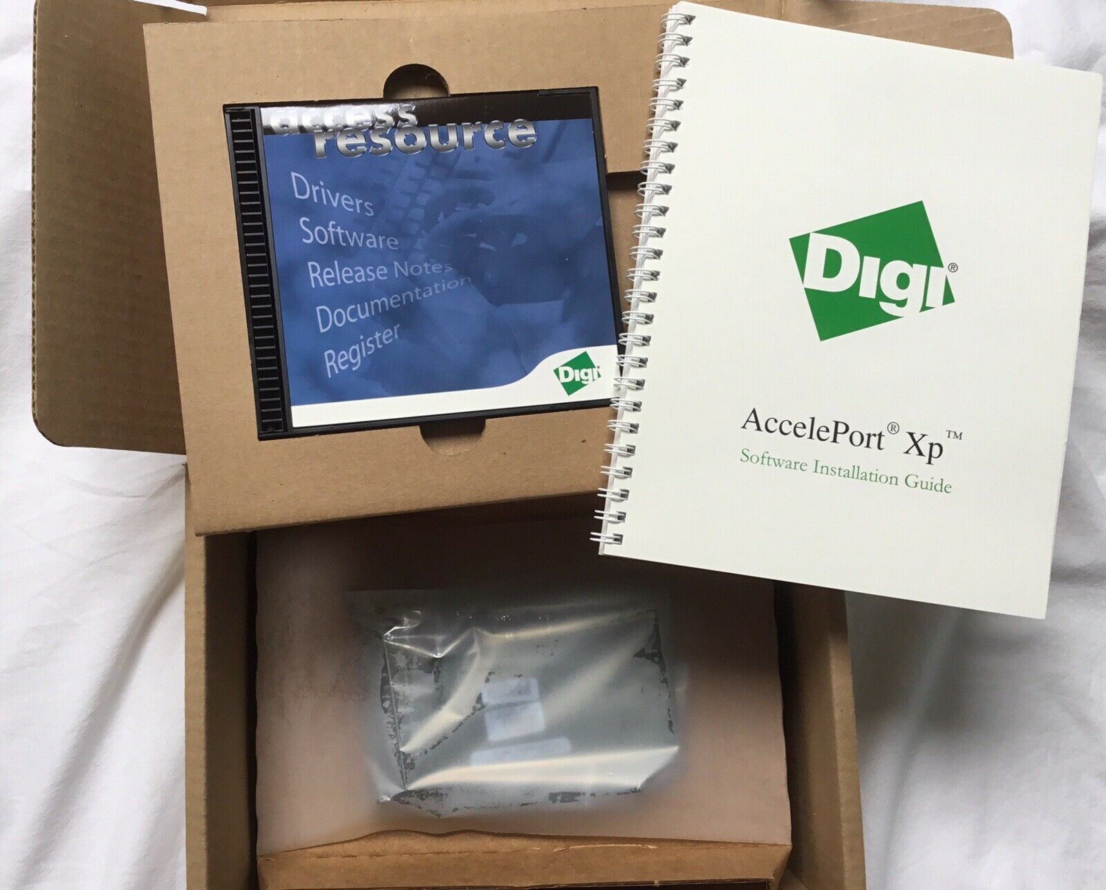 New Digi 50000839-02 AccelePort 8p Low Profile PCI 8-port New Retail Boxed