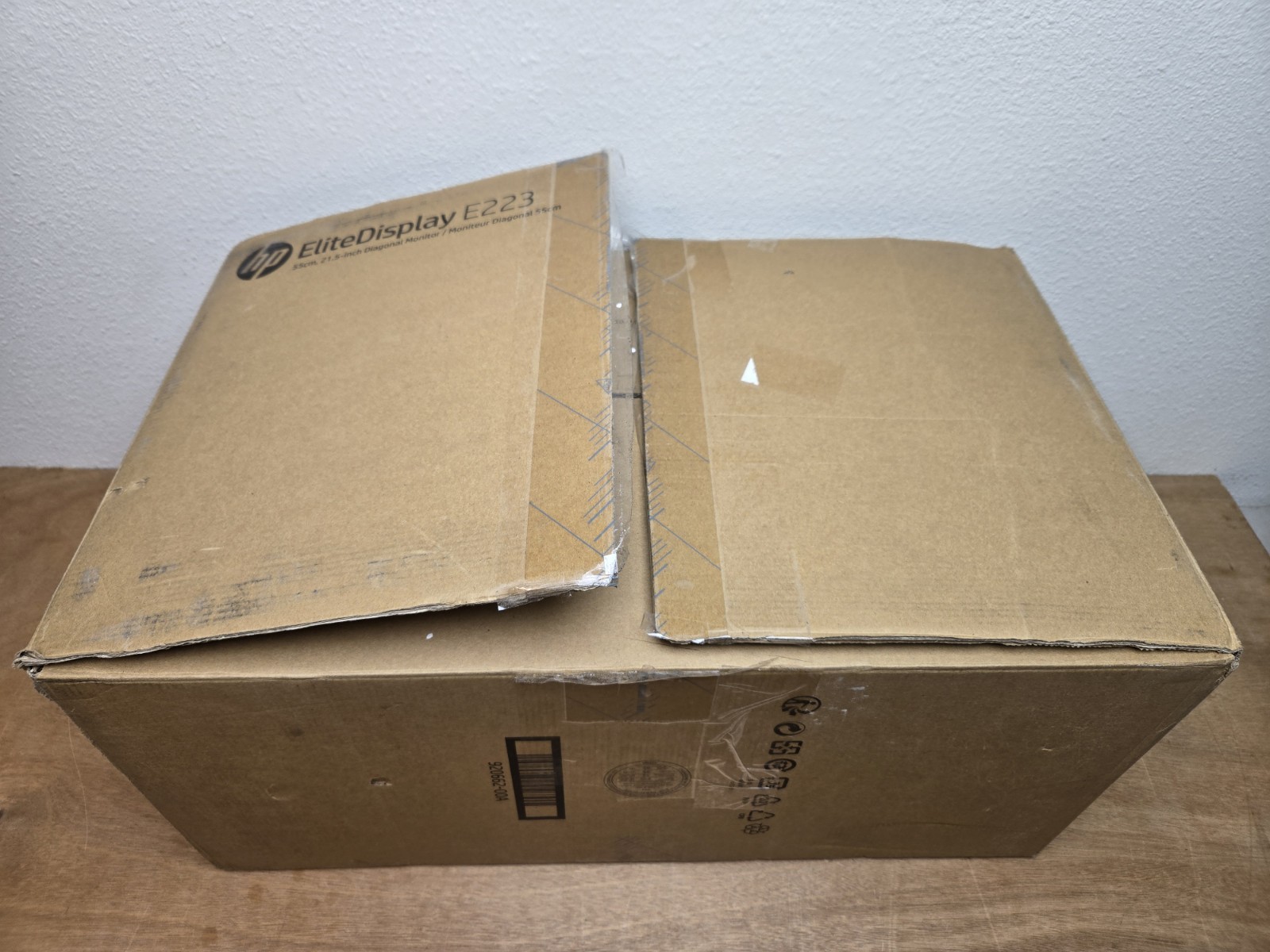 HP Monitor EliteDisplay E223 21.5 inch 1920x1080 Widescreen IPS LED-Lit - OPEN B