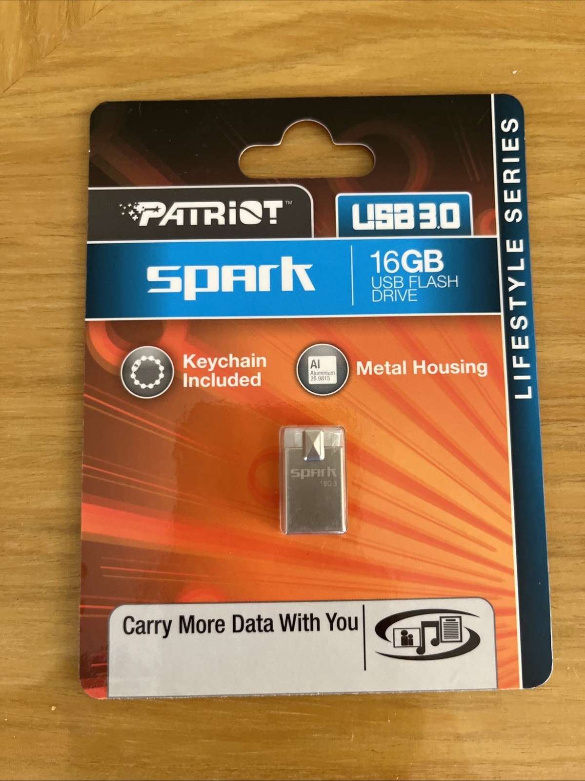 NEW Patriot SPARK 16GB USB 3.0 Flash Drive PSF32GSPK3USB - Compact - Metal - NIB