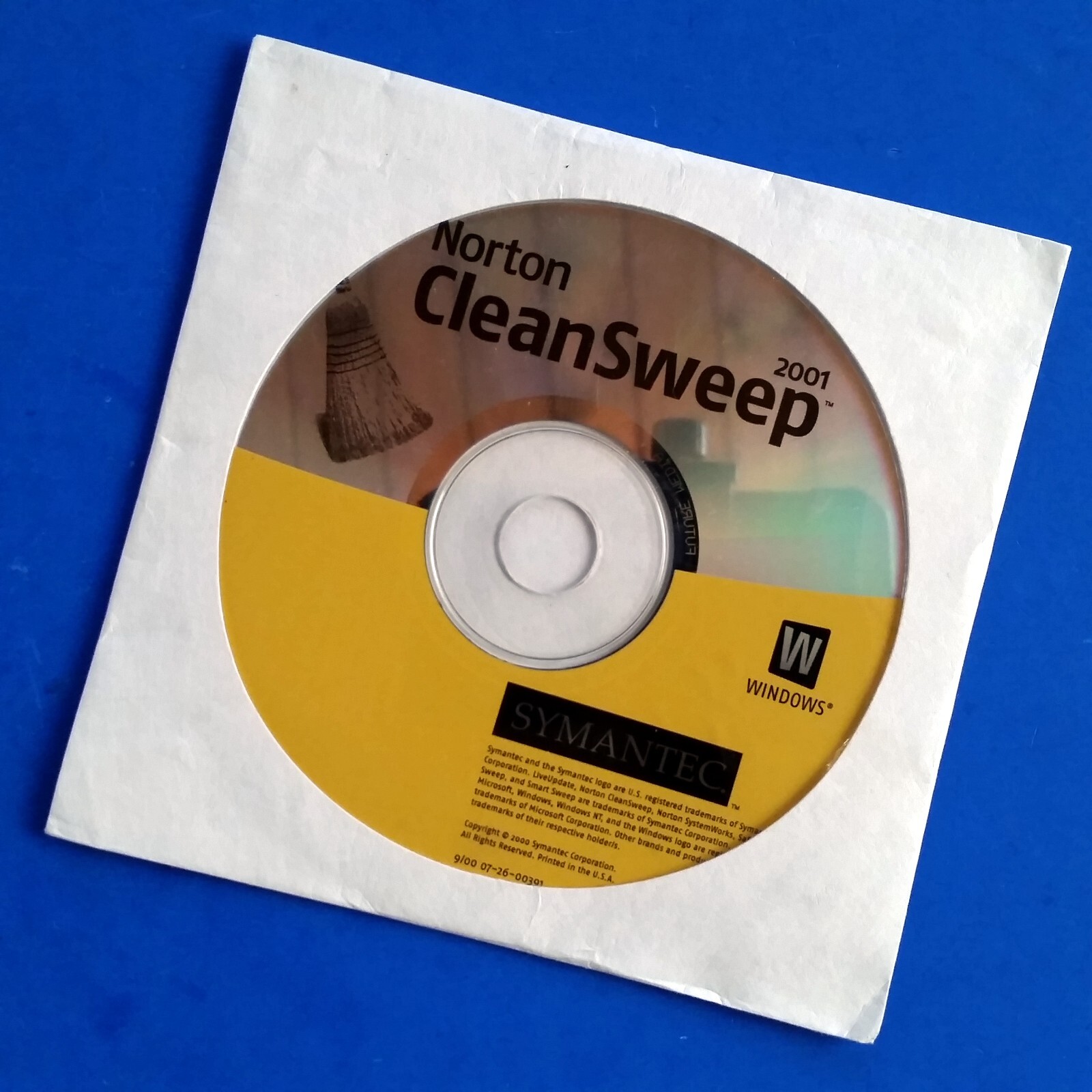 Symantec Norton CleanSweep 2001 Software Removal Tool CD-ROM Product License Key