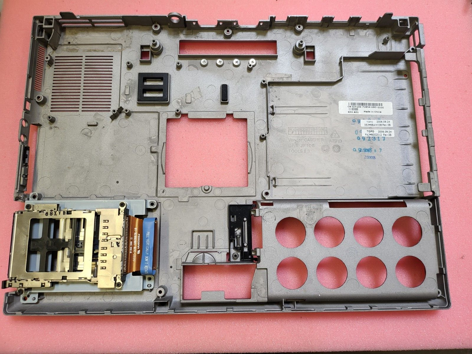 🔹DELL 0JF106 Replacement Part: Bottom Case Cover Housing Base for Latitude D820
