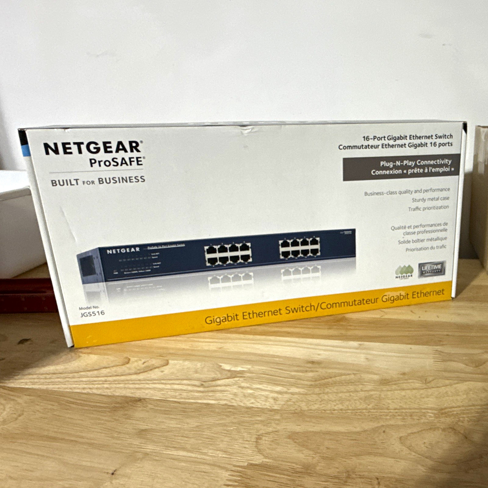 NETGEAR ProSAFE JGS516 16-Port Gigabit Unmanaged Rack Mount Switch