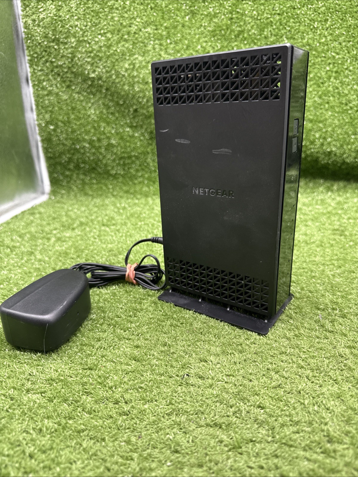 NETGEAR DOCSIS 3.0 1.2Gbps Two-in-one Cable Modem + WiFi Router C6230. 18